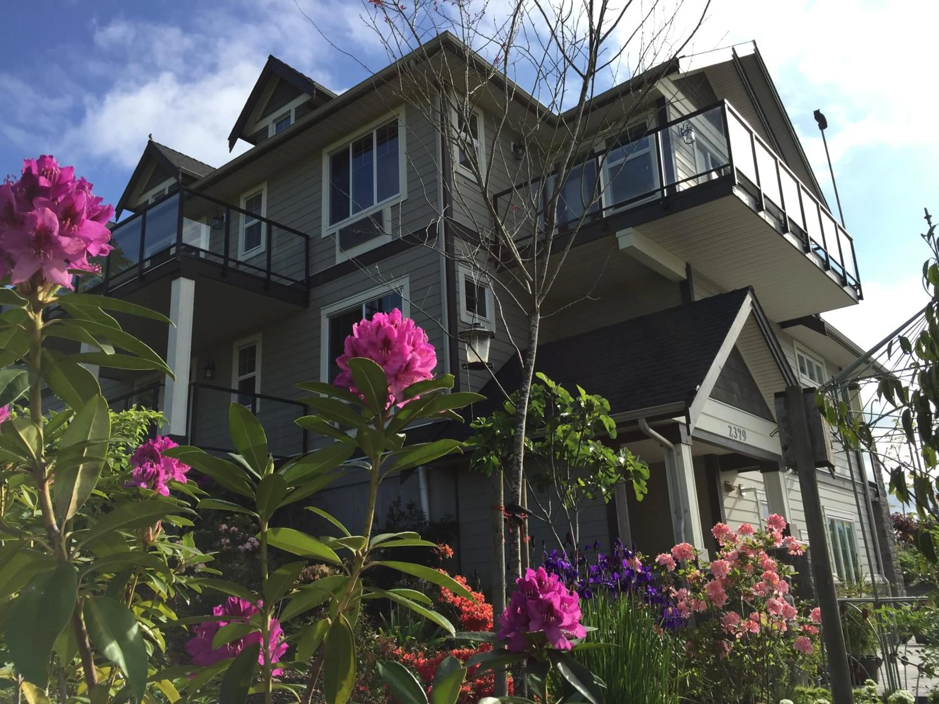 Facade/entrance in Brookside Inn Boutique Hotel