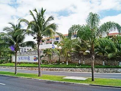 Property building, Garden in Apartment Ocean Front Cancun