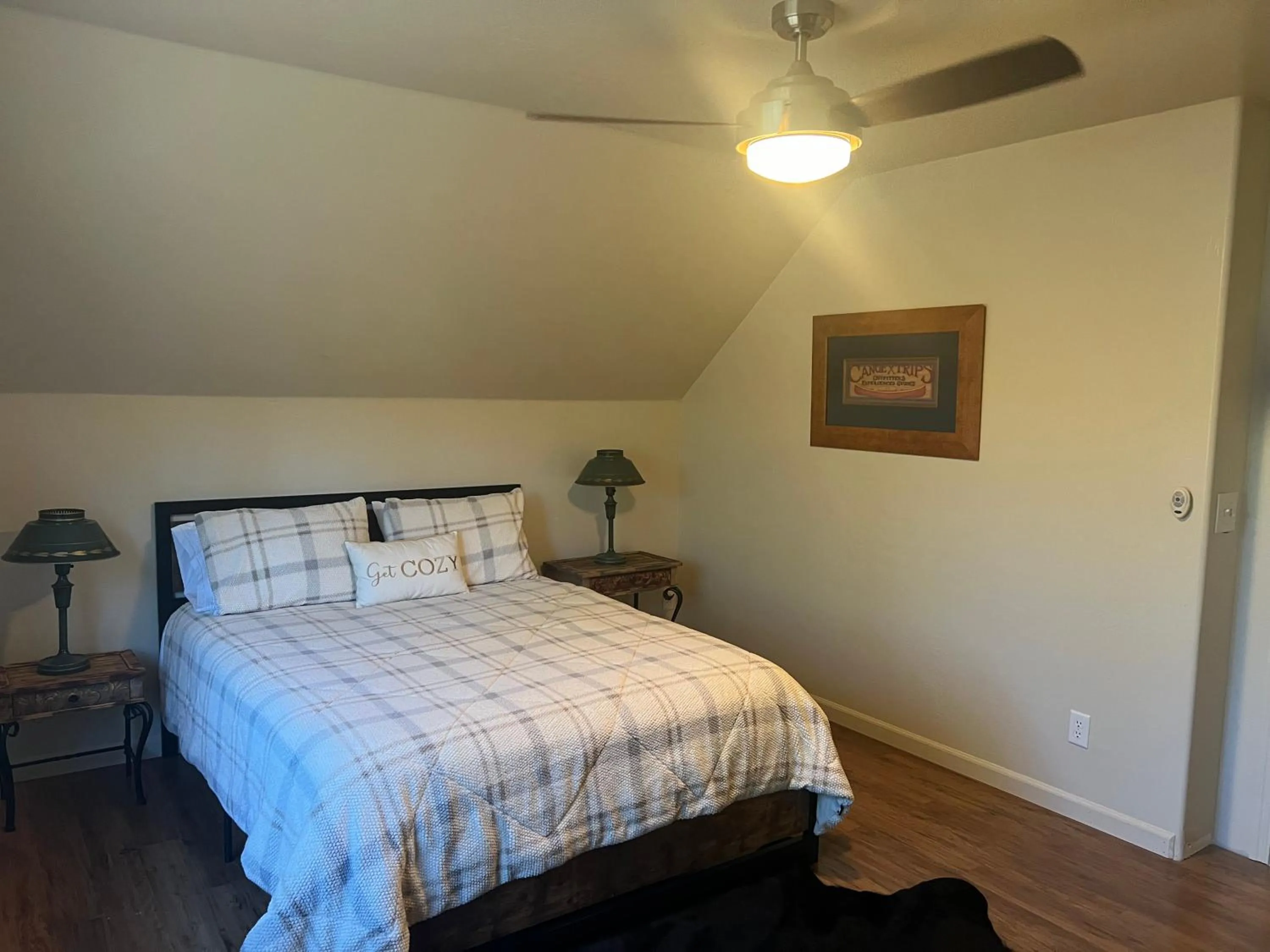 Bed in Rainbows End Fishing Resort