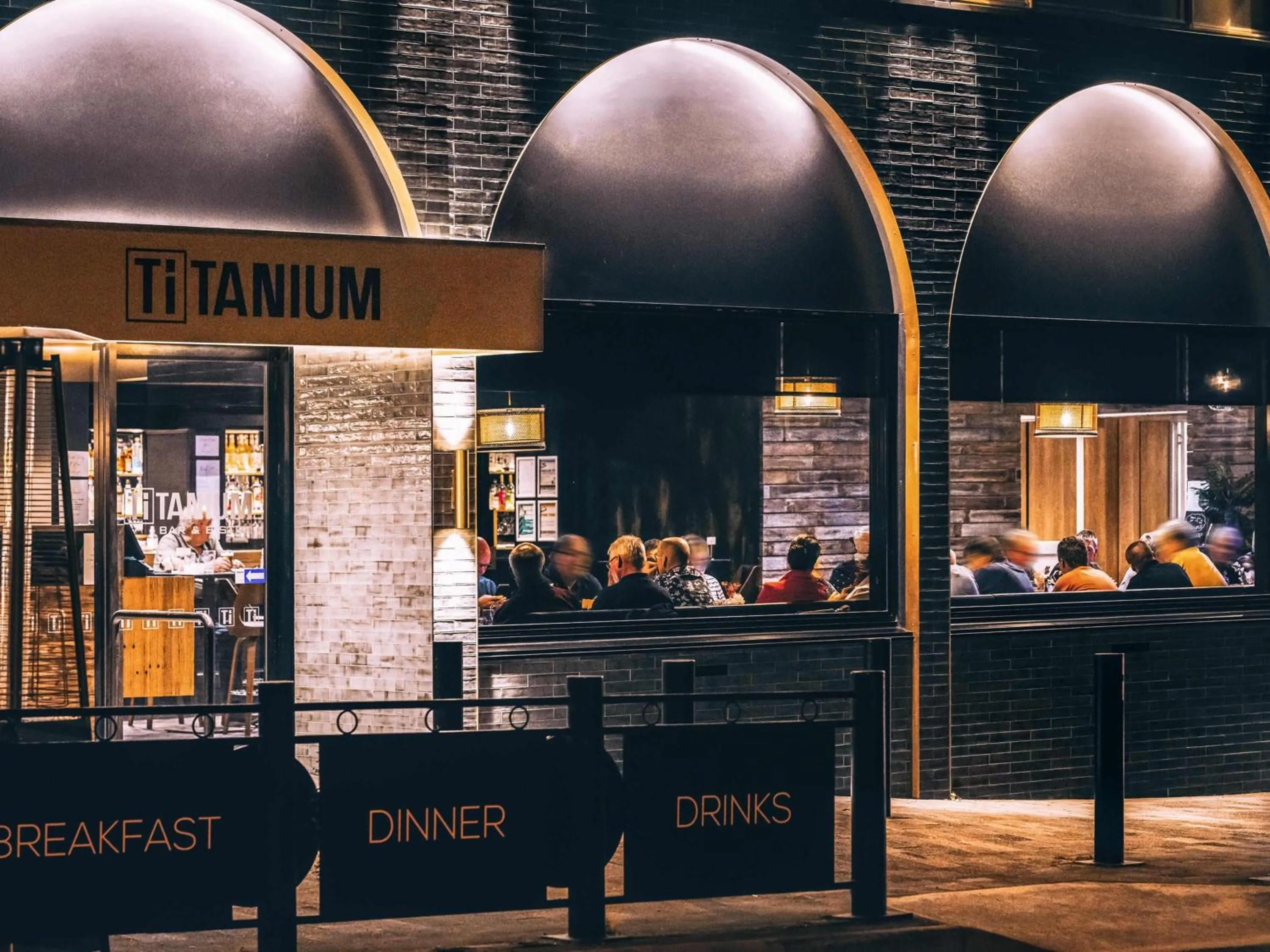 Property building in Mercure Launceston