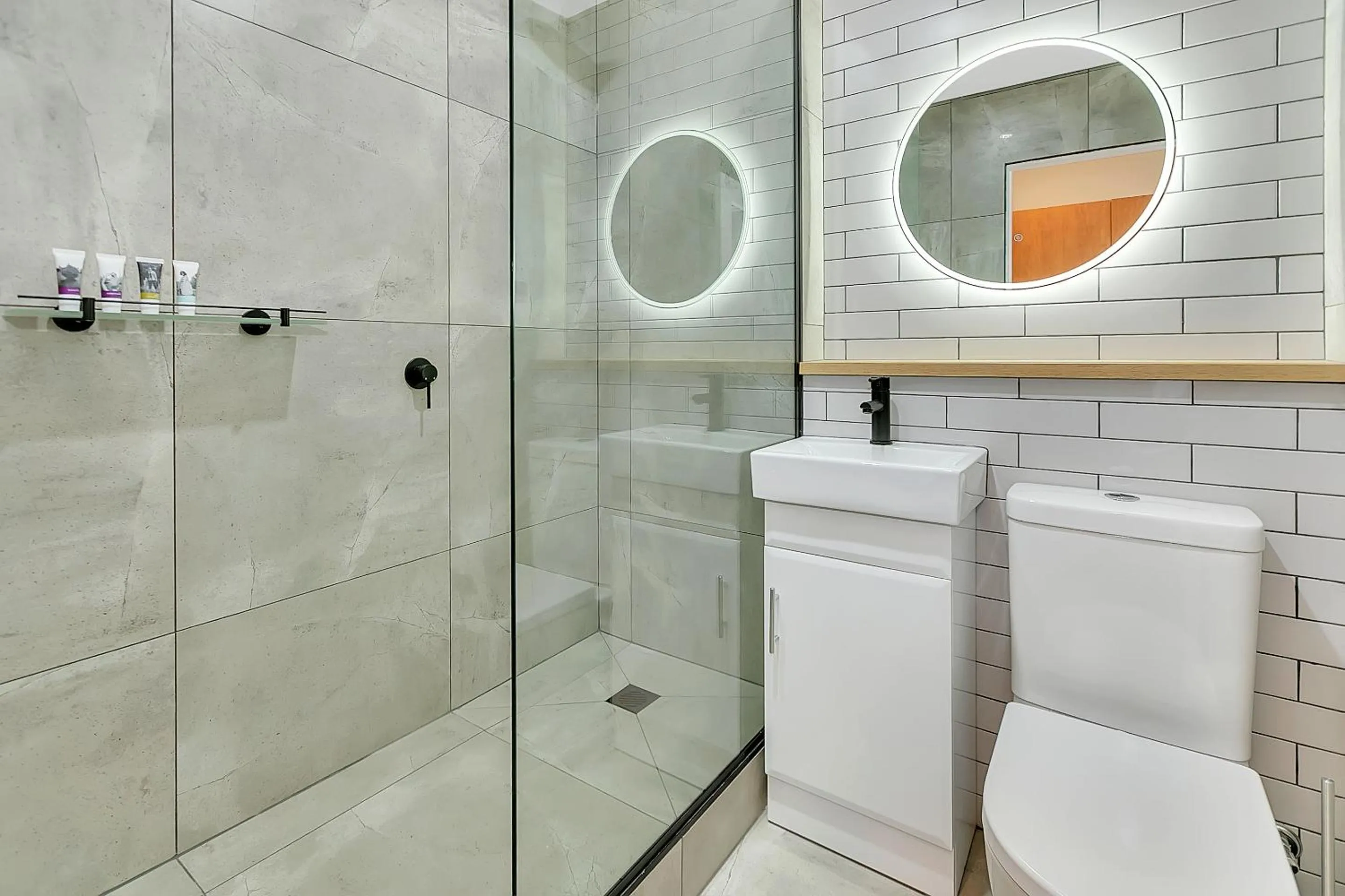 Bathroom in Mercure Launceston