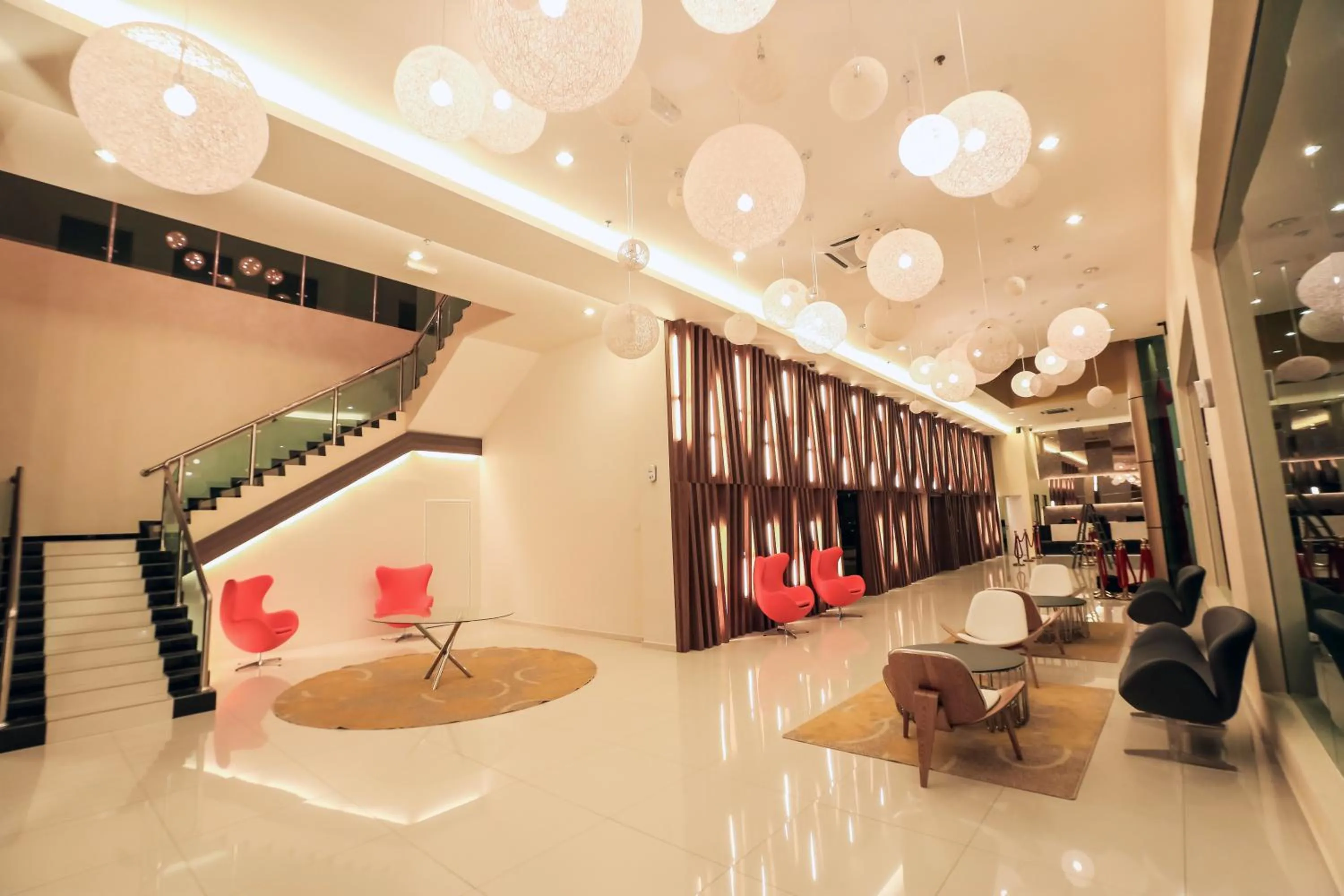 Facade/entrance in Supreme Hotel