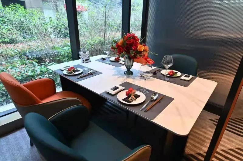 Restaurant/places to eat in Evergreen Laurel Hotel, Shanghai