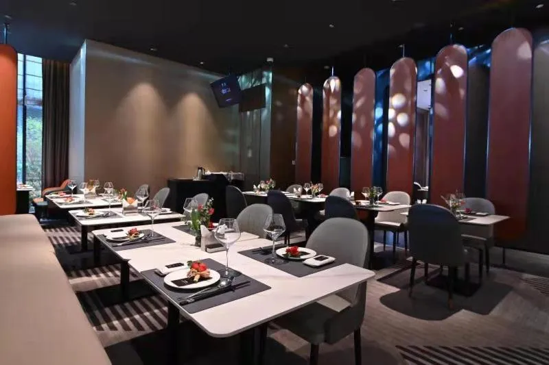Restaurant/places to eat in Evergreen Laurel Hotel, Shanghai
