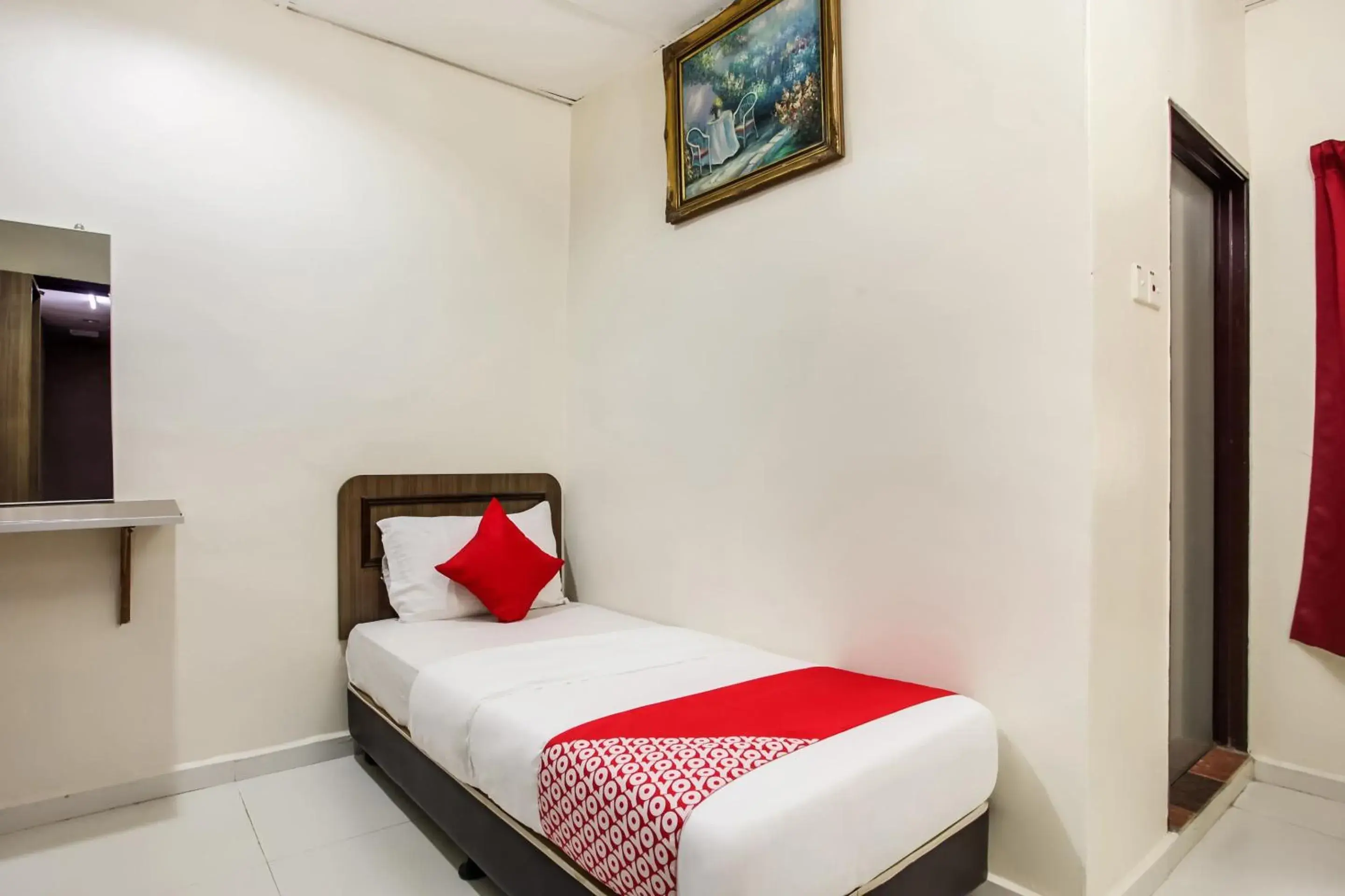 Deluxe Single Room - single occupancy in Super OYO 89427 Kavanas Hotel Taiping Deluxe Single Room - single occupancy in Super OYO 89427 Kavanas Hotel Taiping