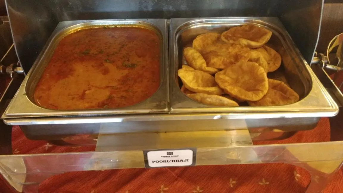 Food in Hotel Niky International