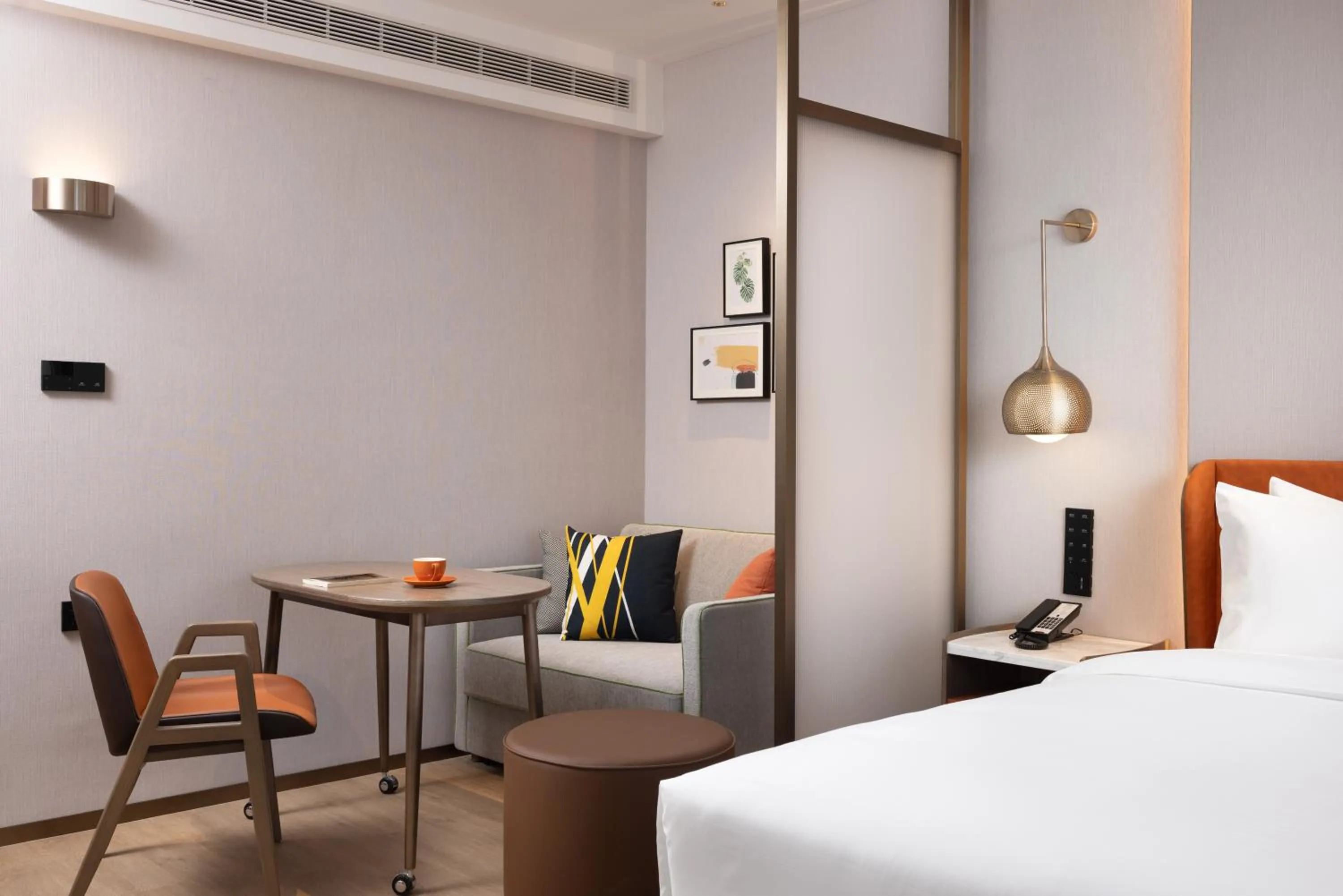 Seating area, Bed in Home2 Suite by Hilton East Handan Station