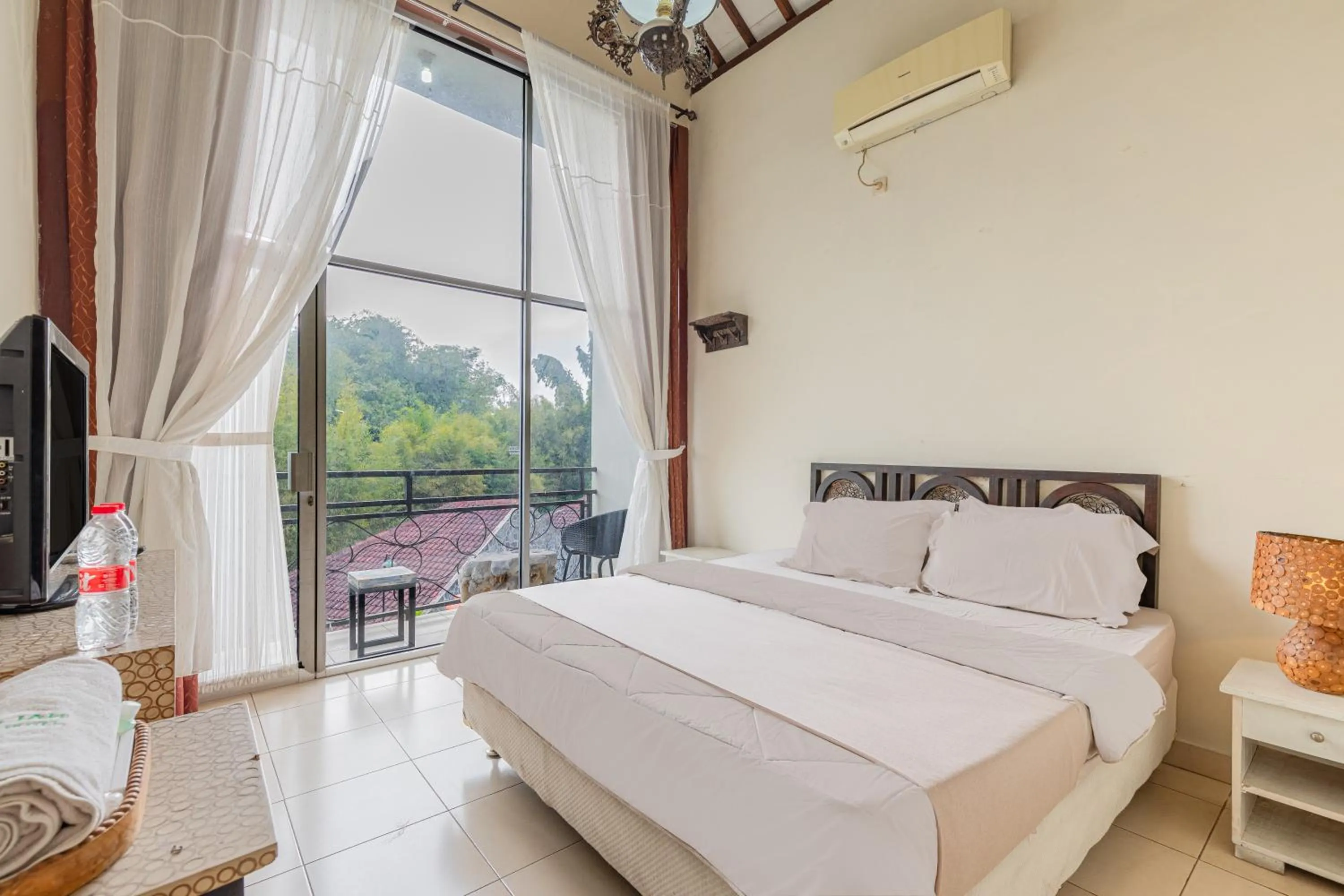 Bed in Pondok Gajah Hotel