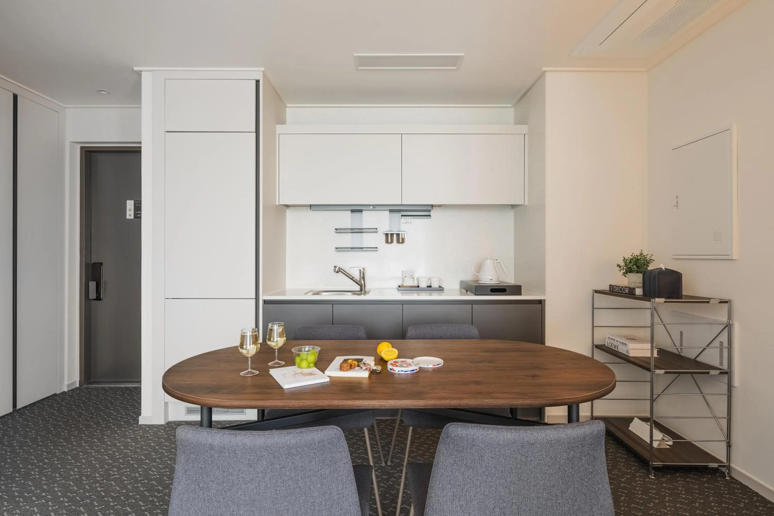 Kitchen or kitchenette in Urbanstay Naksan Beach