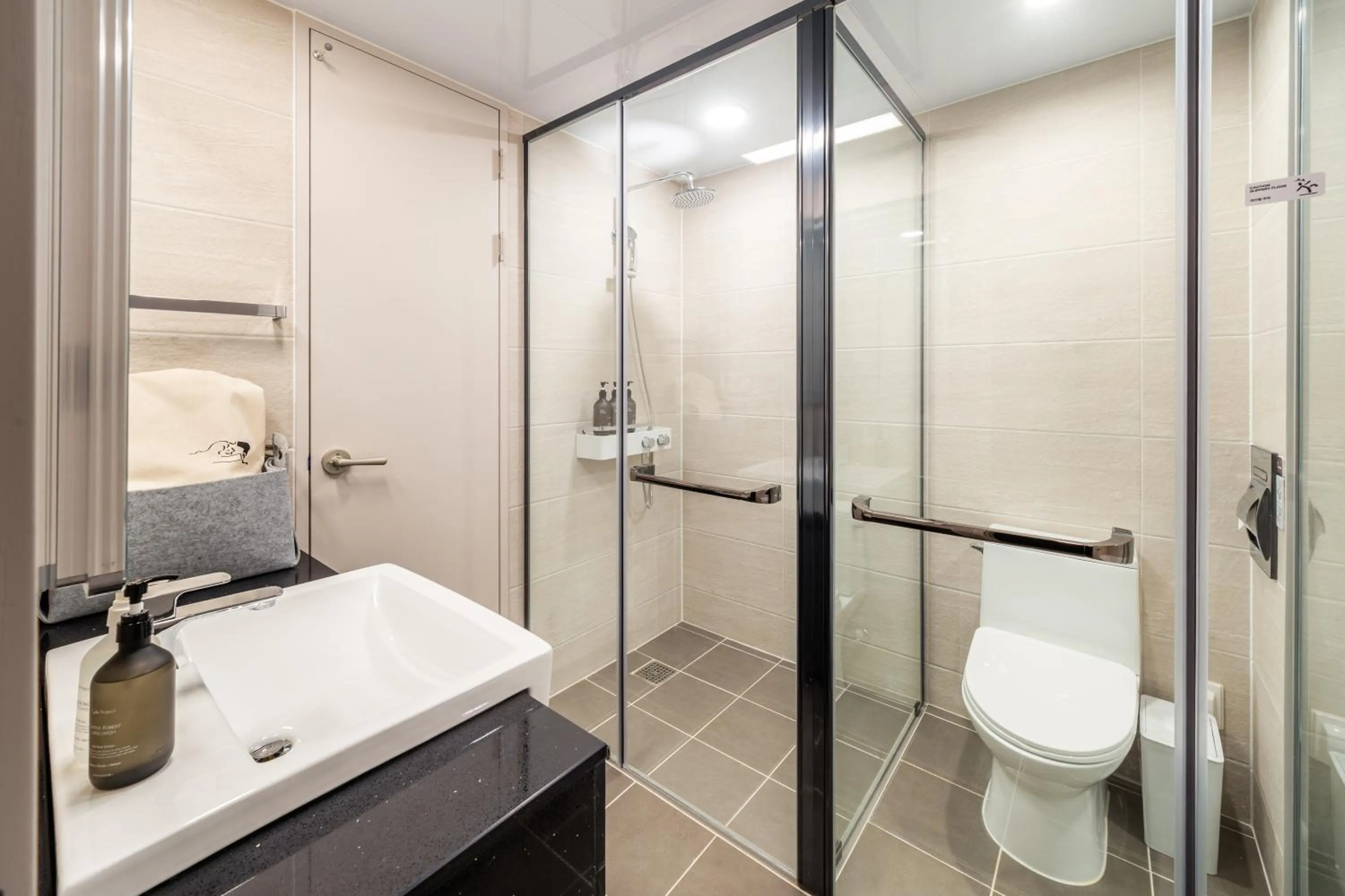 Shower in Urbanstay Naksan Beach