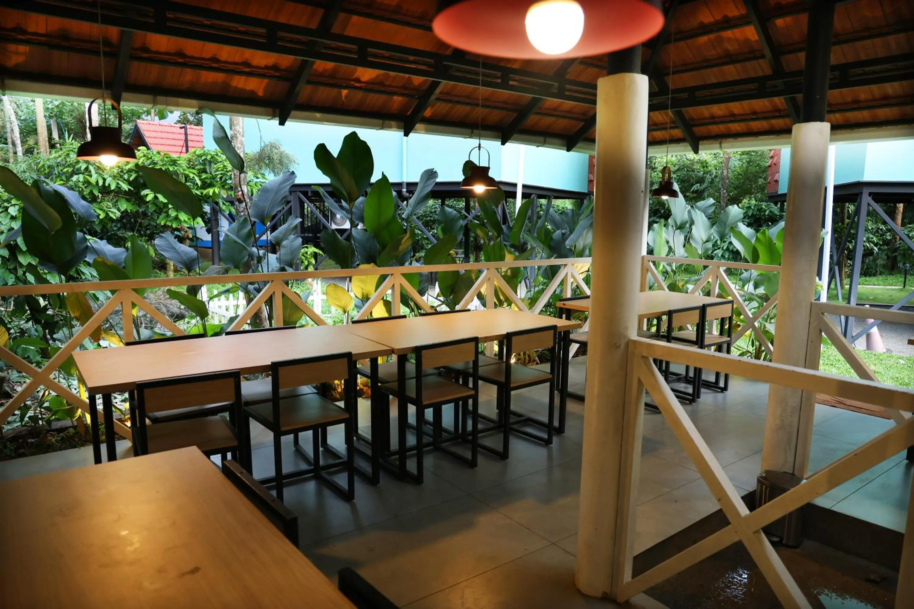 Restaurant/places to eat in Bay View Suites, Vythiri, Wayanad