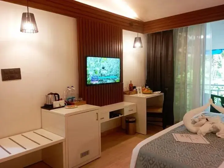 Double Room with Garden View in Foxoso La Beach Resort & Spa Double Room with Garden View in Foxoso La Beach Resort & Spa