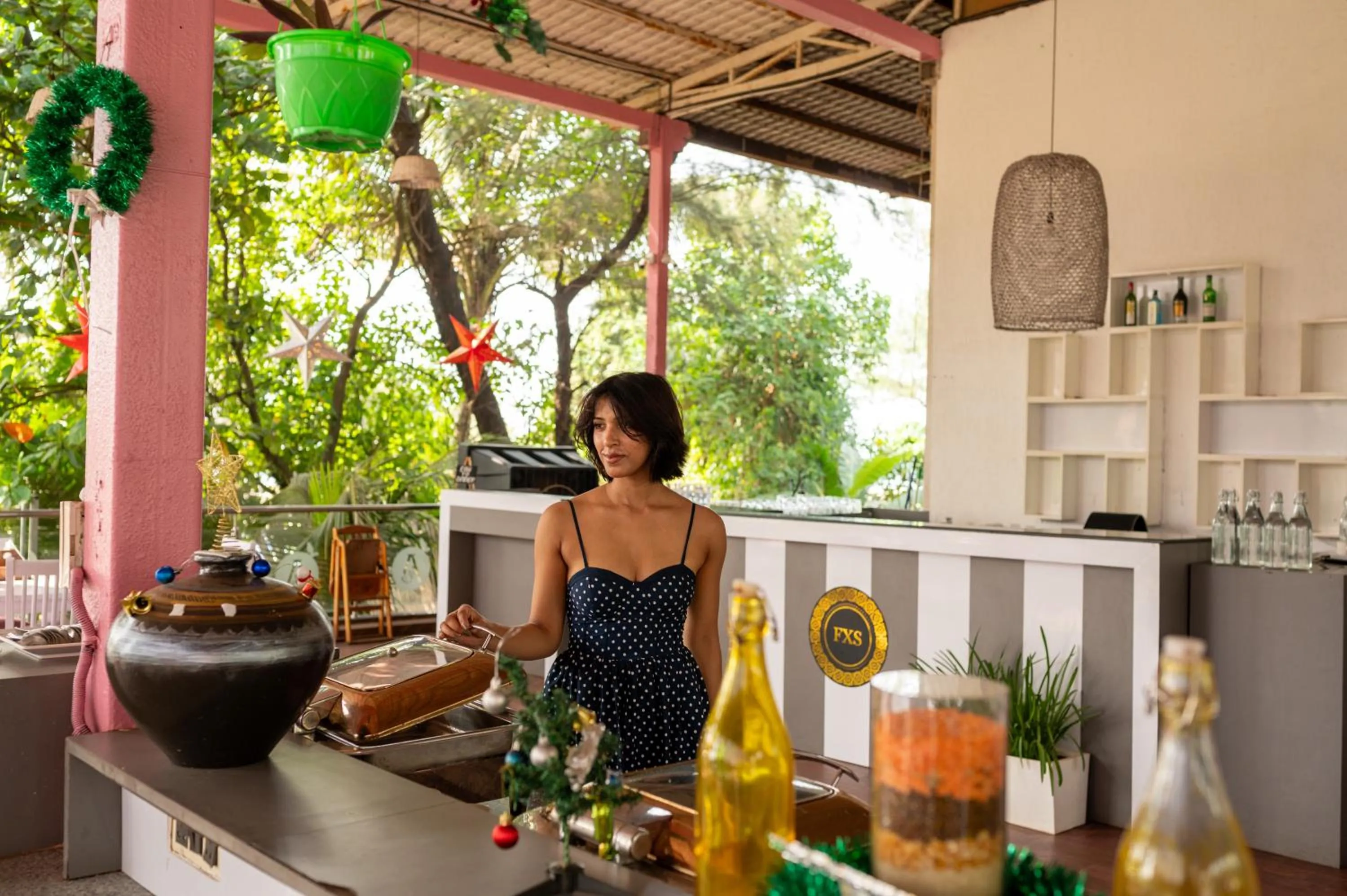 Foxoso La Beach Resort & Spa