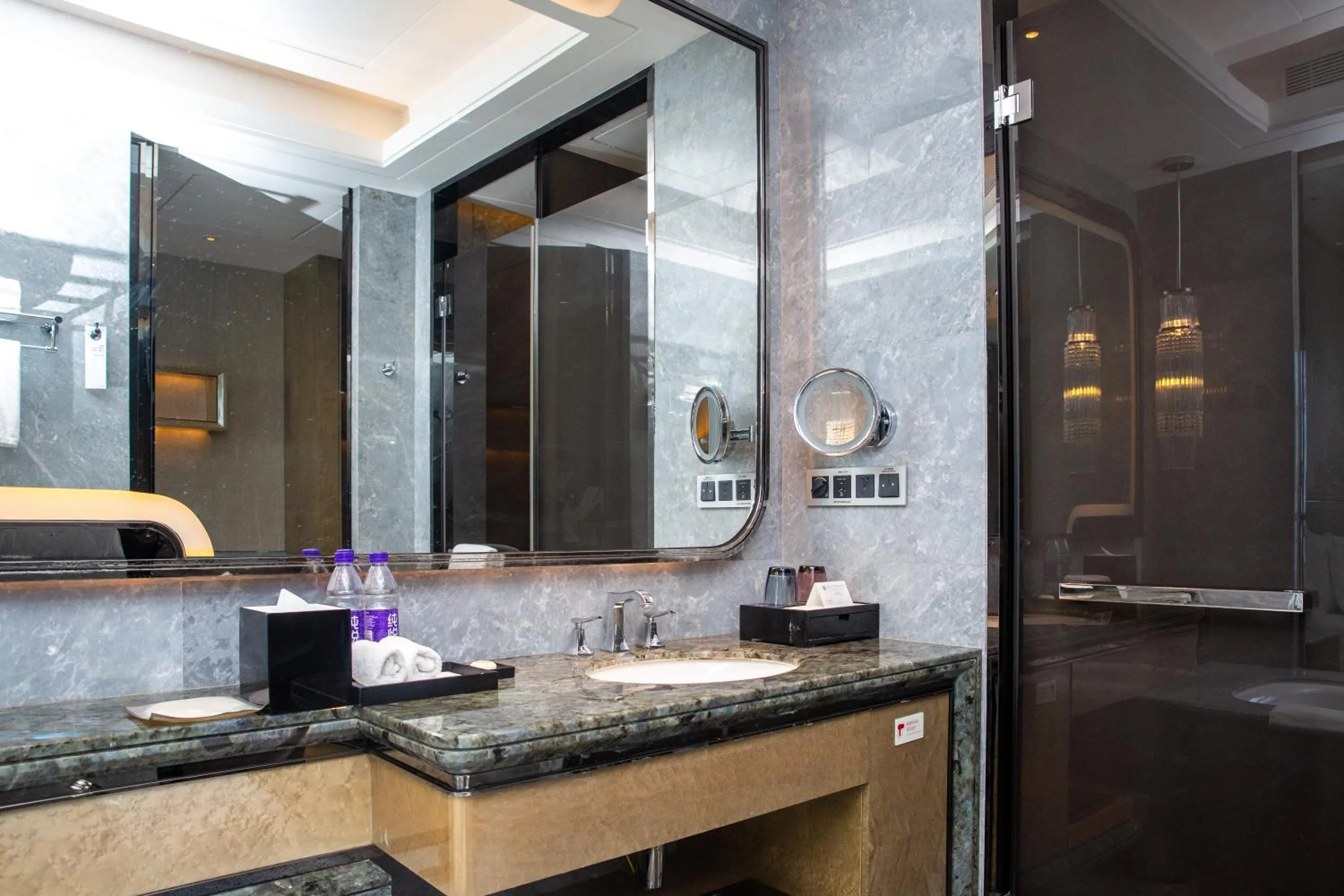 Bathroom in Pullman Yantai Center