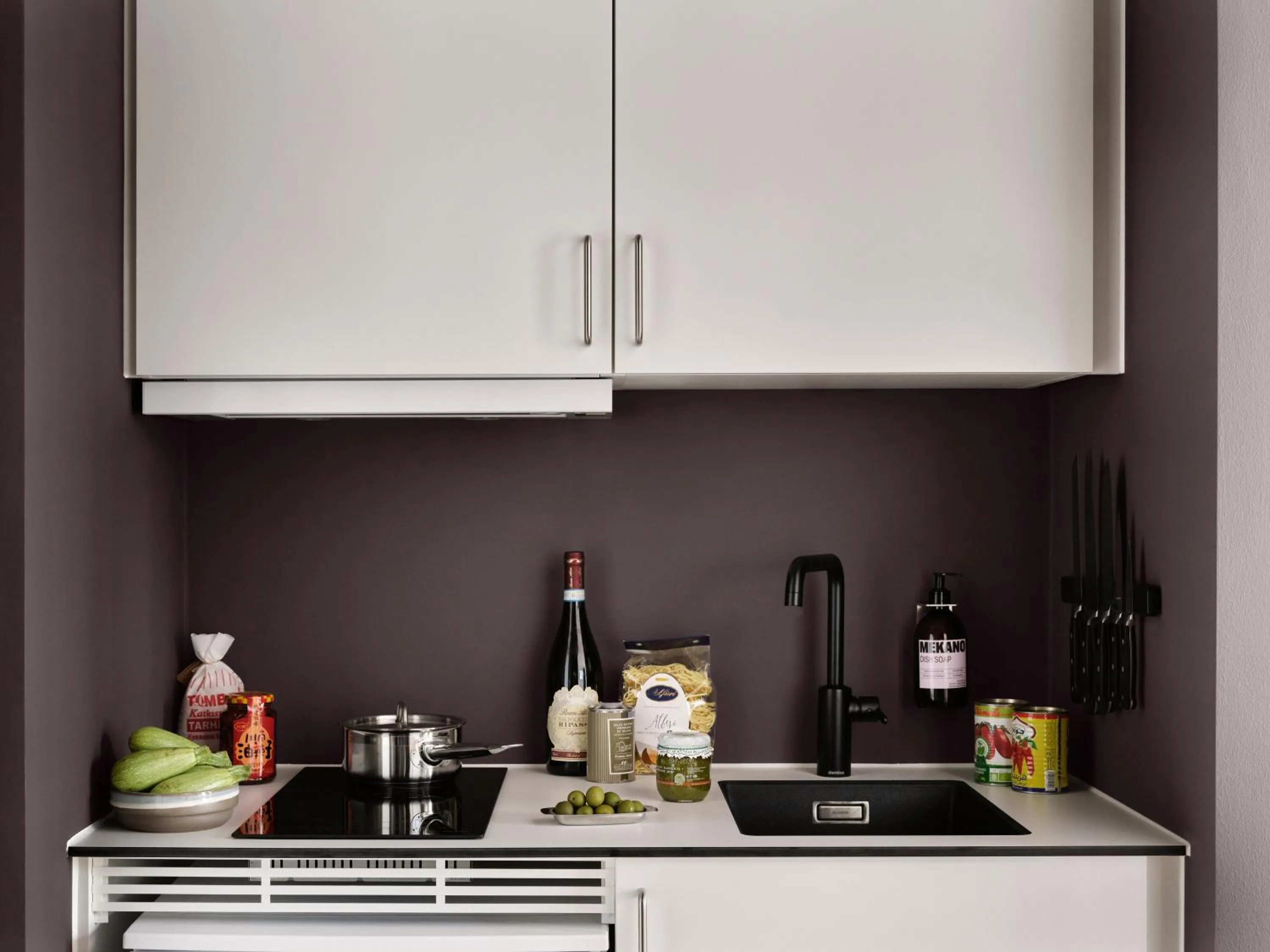 Mekano Apartment Hotel