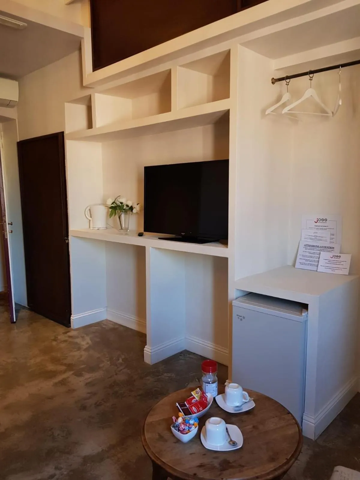 Coffee/tea facilities in Affittacamere Joss