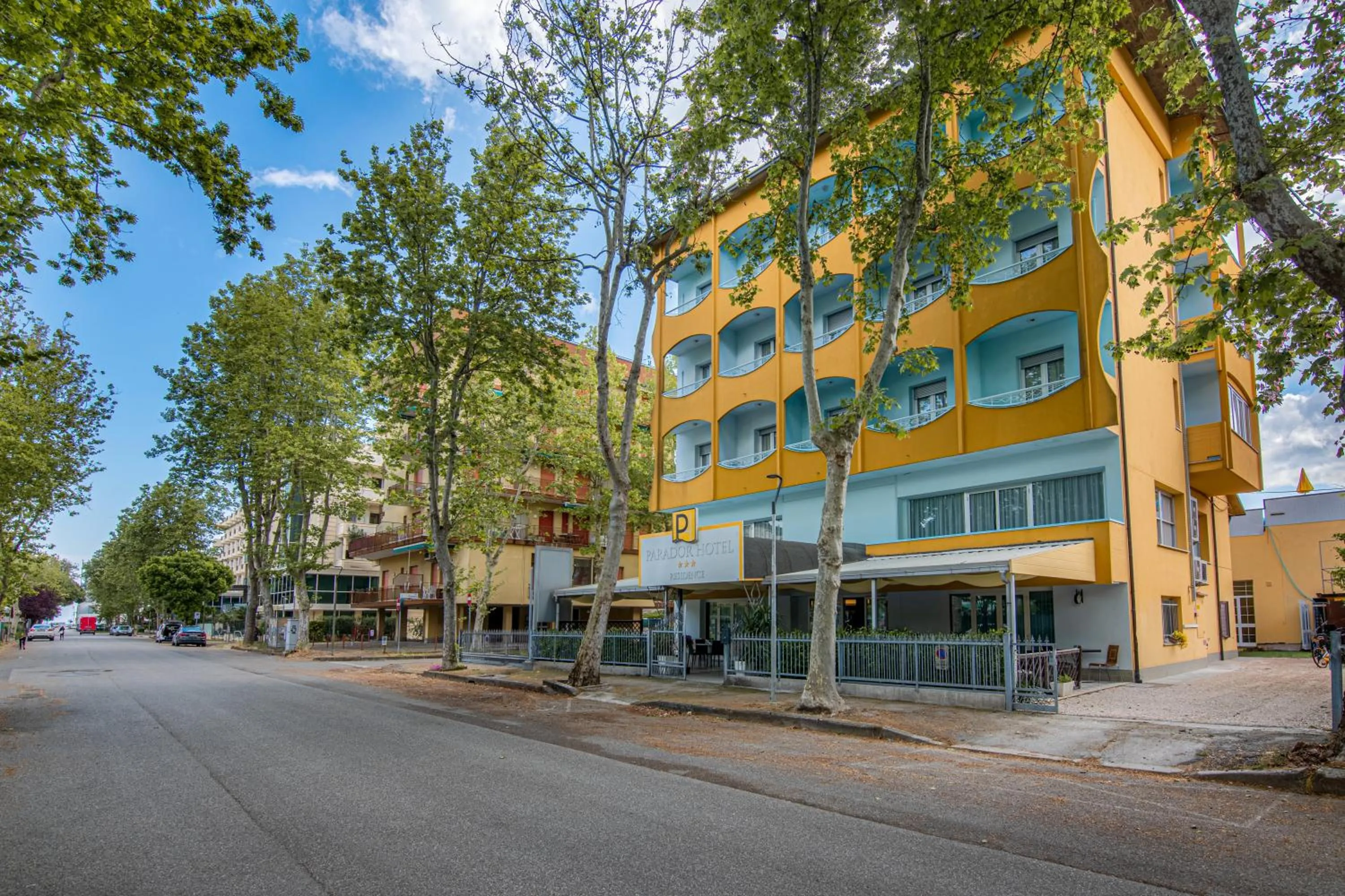 Property building in Hotel & Residence Parador