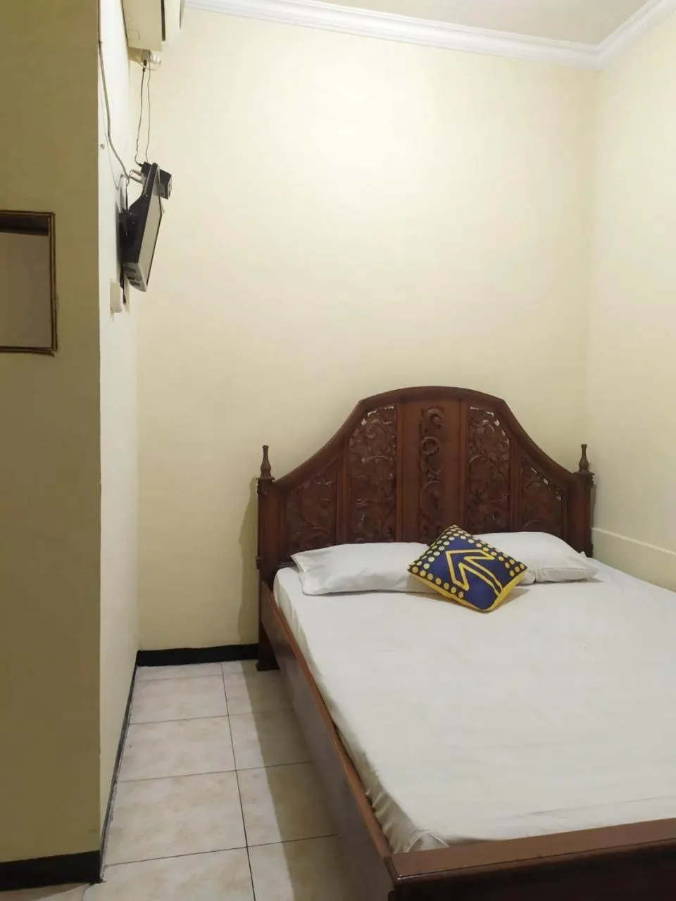 Bed in Sawojajar Inn