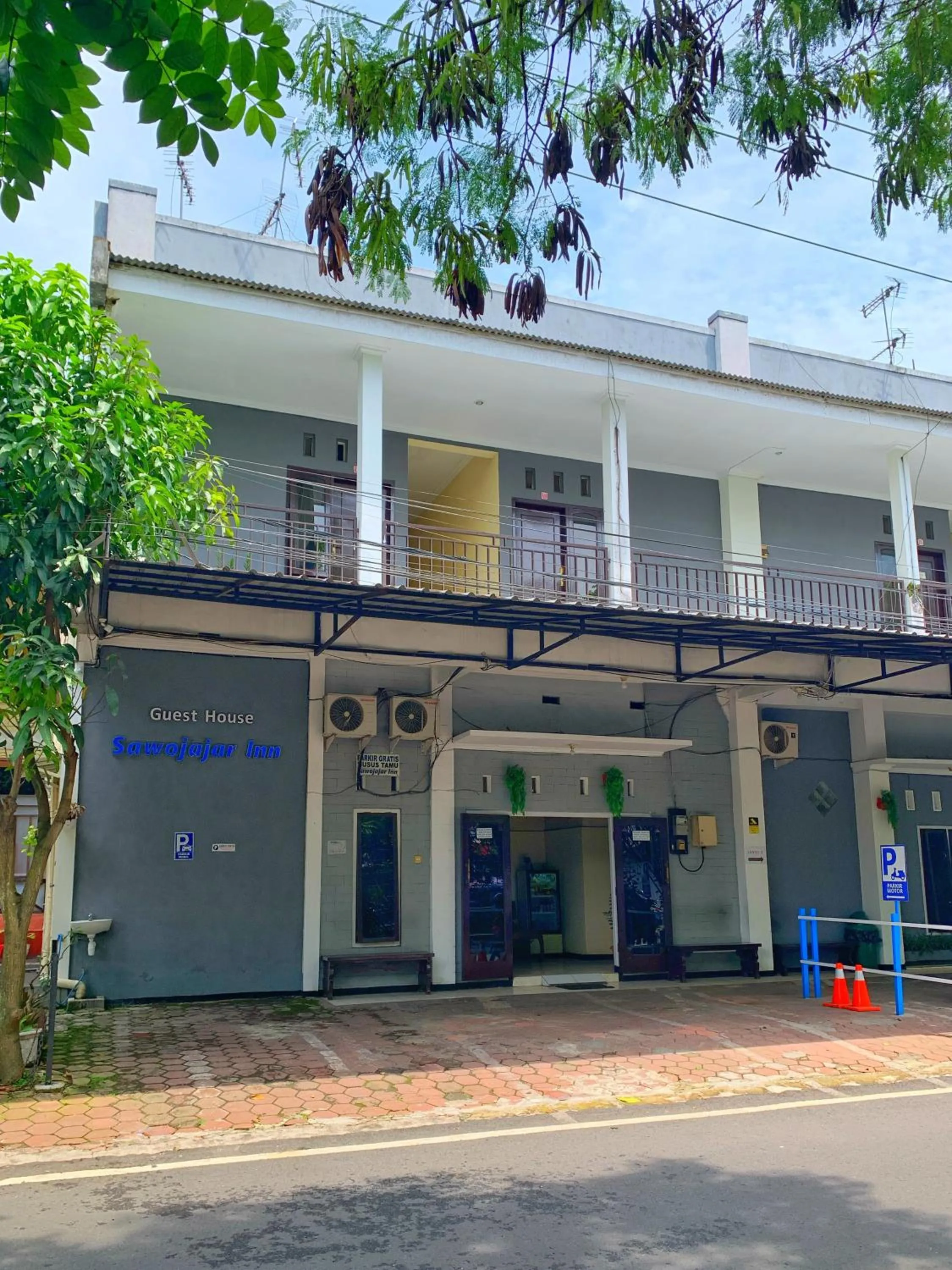 Street view in Sawojajar Inn