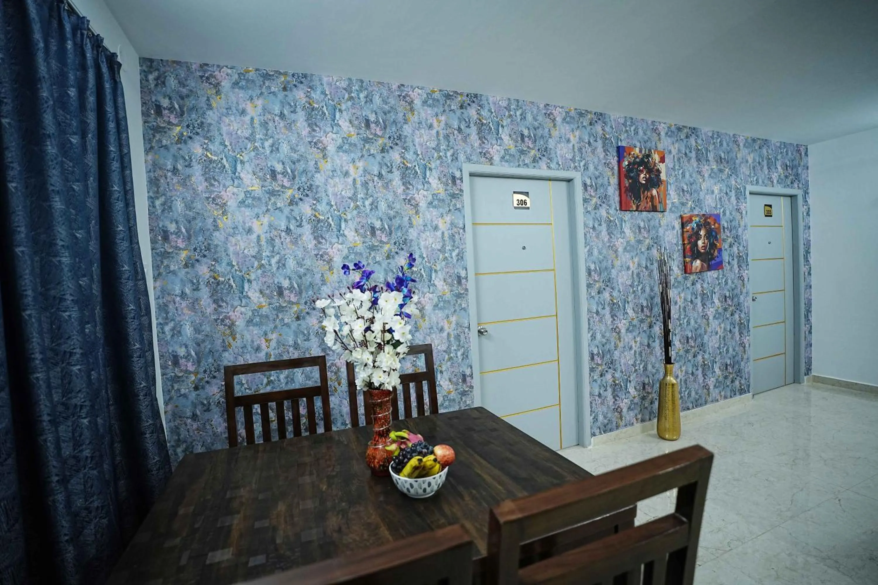 Dining area in Yellow Bells Studios And Suites