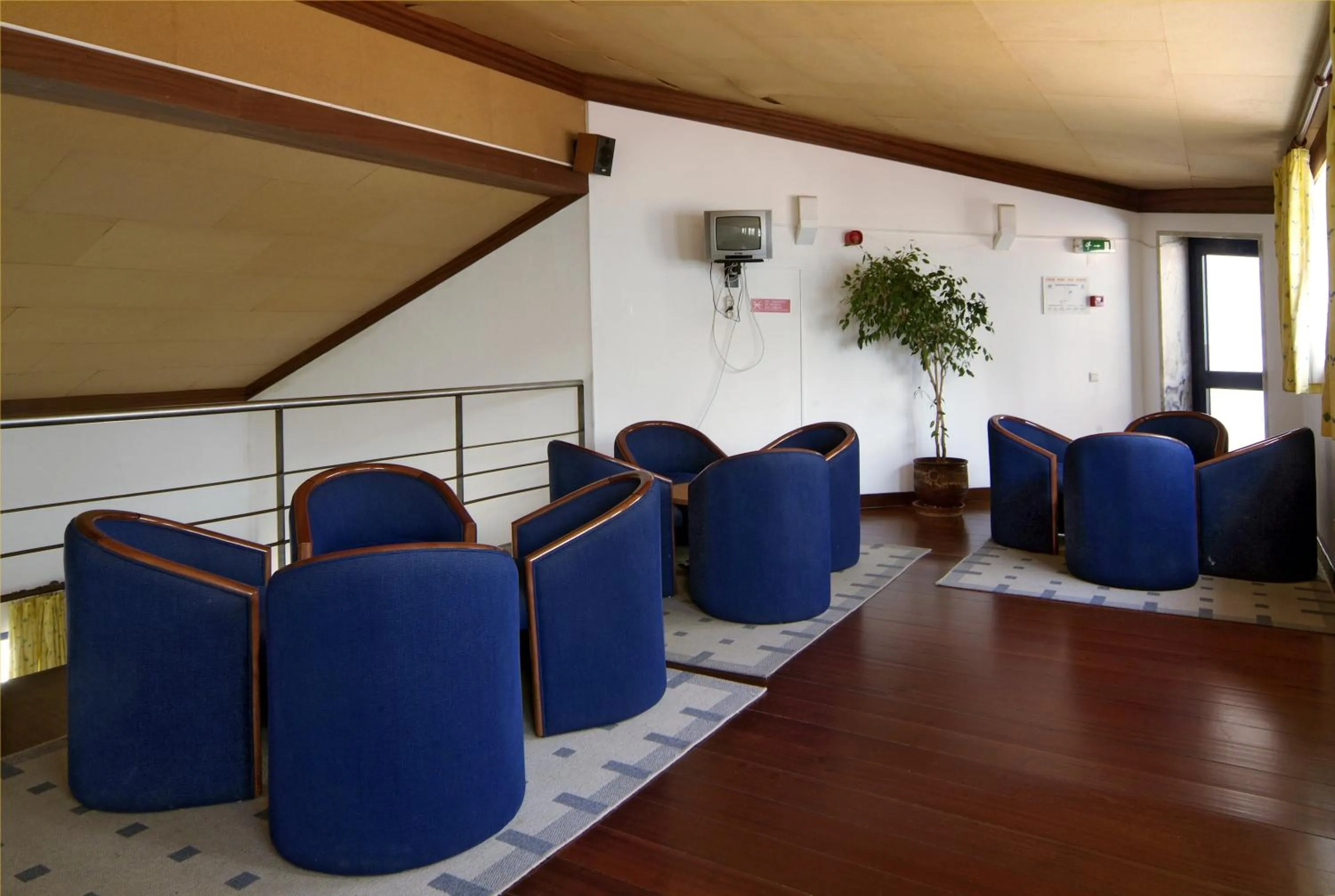 Lounge or bar in HI Beja - Pousada de Juventude