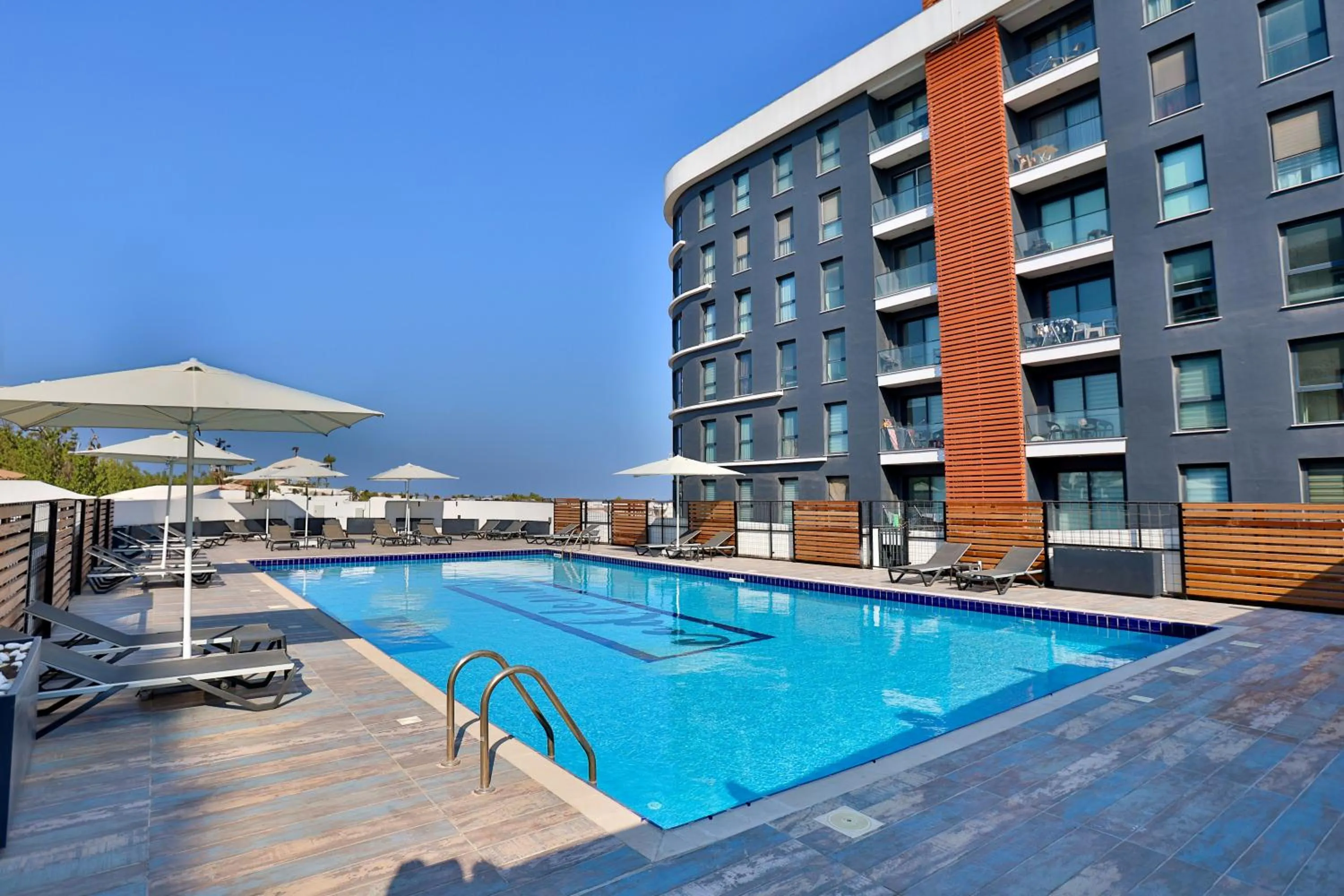 Pool view in Caddem Inn Hotel