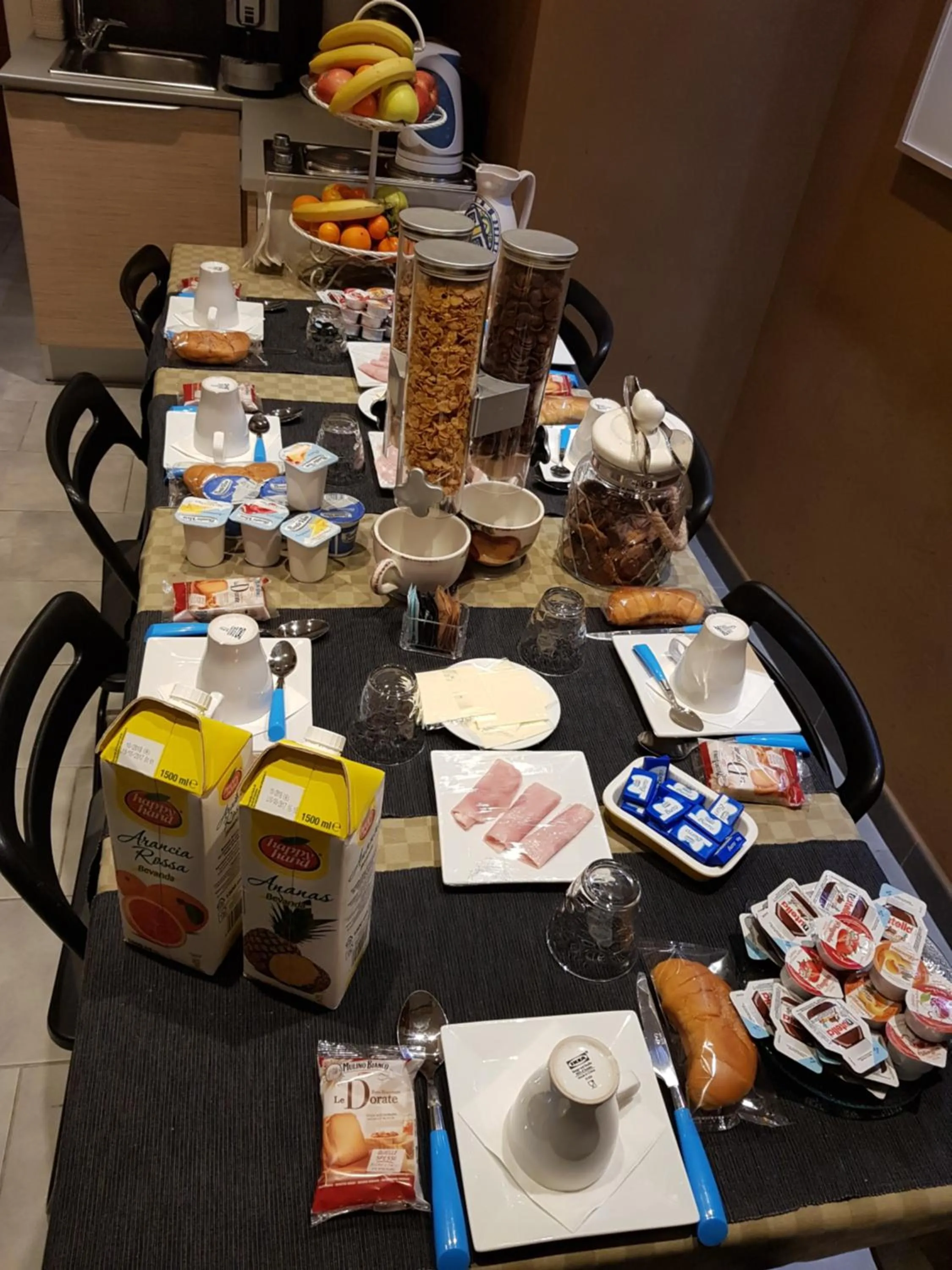 Breakfast in A&F Colosseo