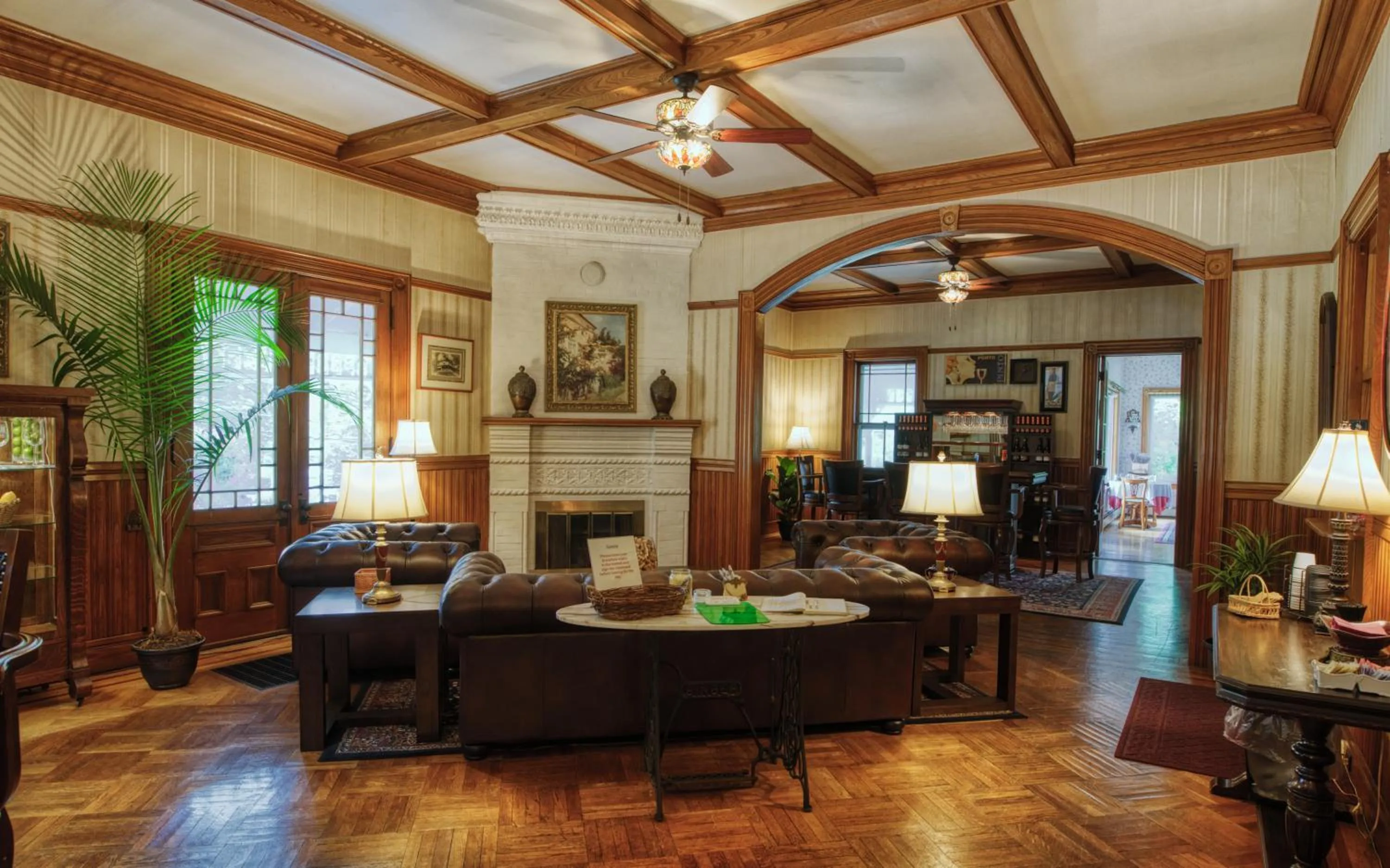 Living room in Rockwell Falls Inn and Wine Bar