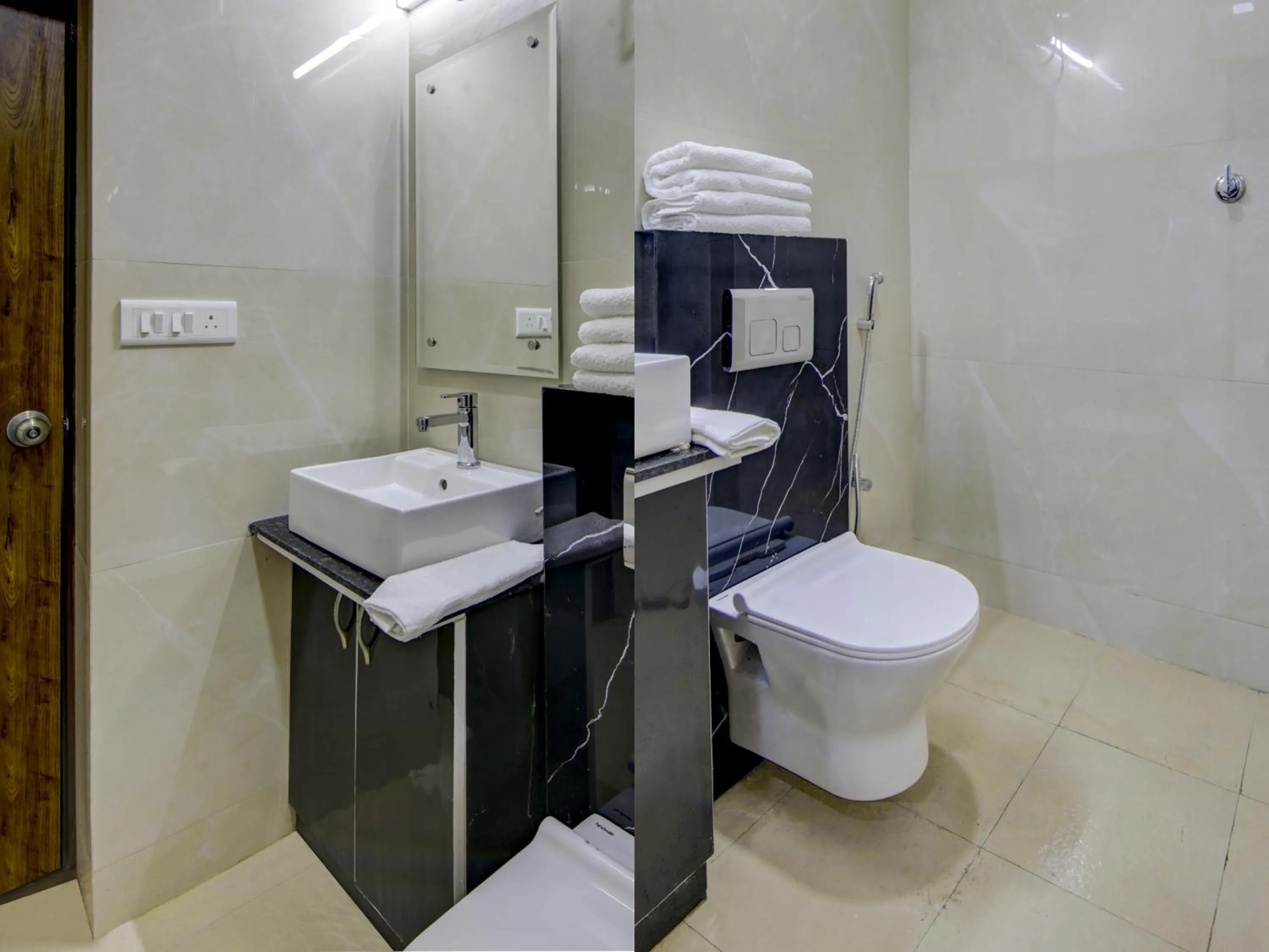 Bathroom in Treebo Sai Village, Manesar