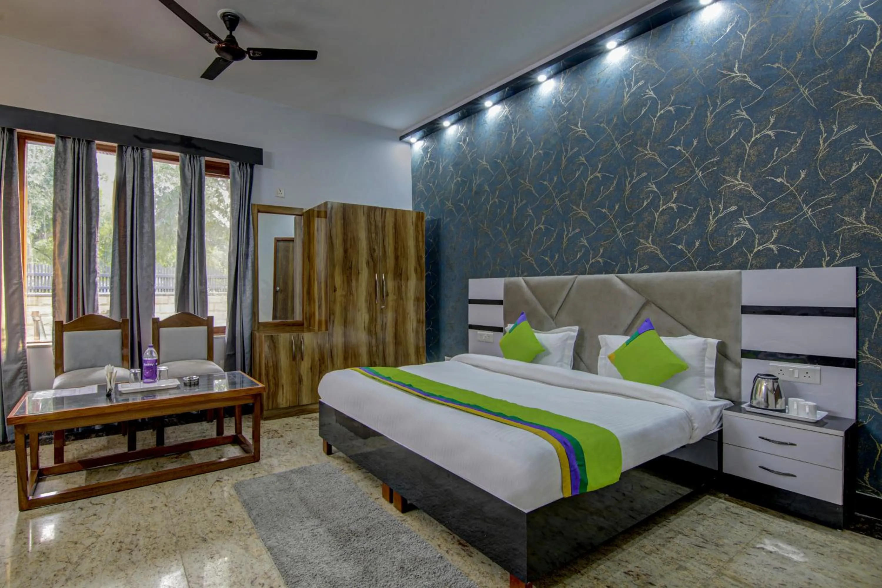 Photo of the whole room, Bed in Treebo Sai Village, Manesar