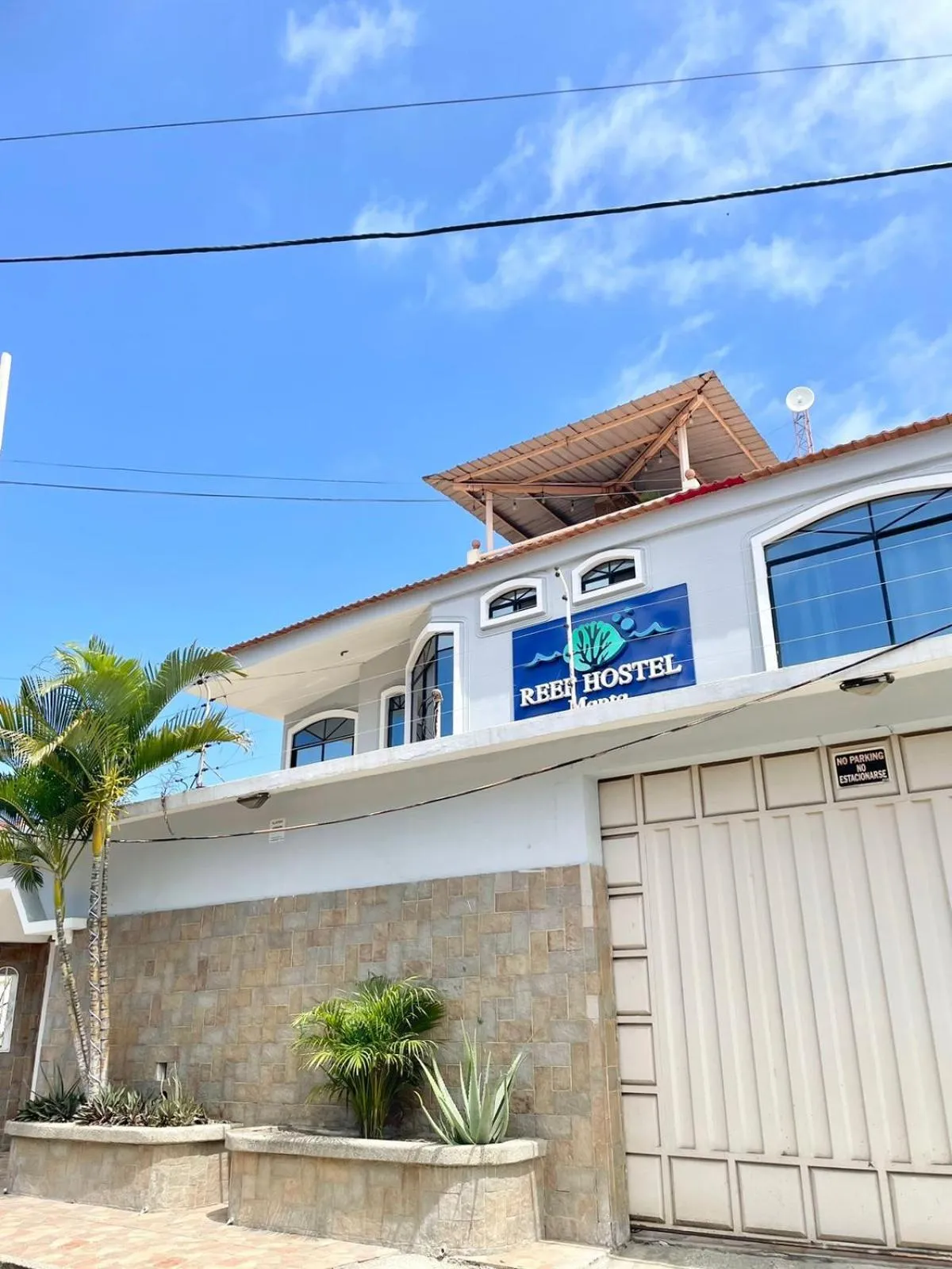 Property building in Reef Manta