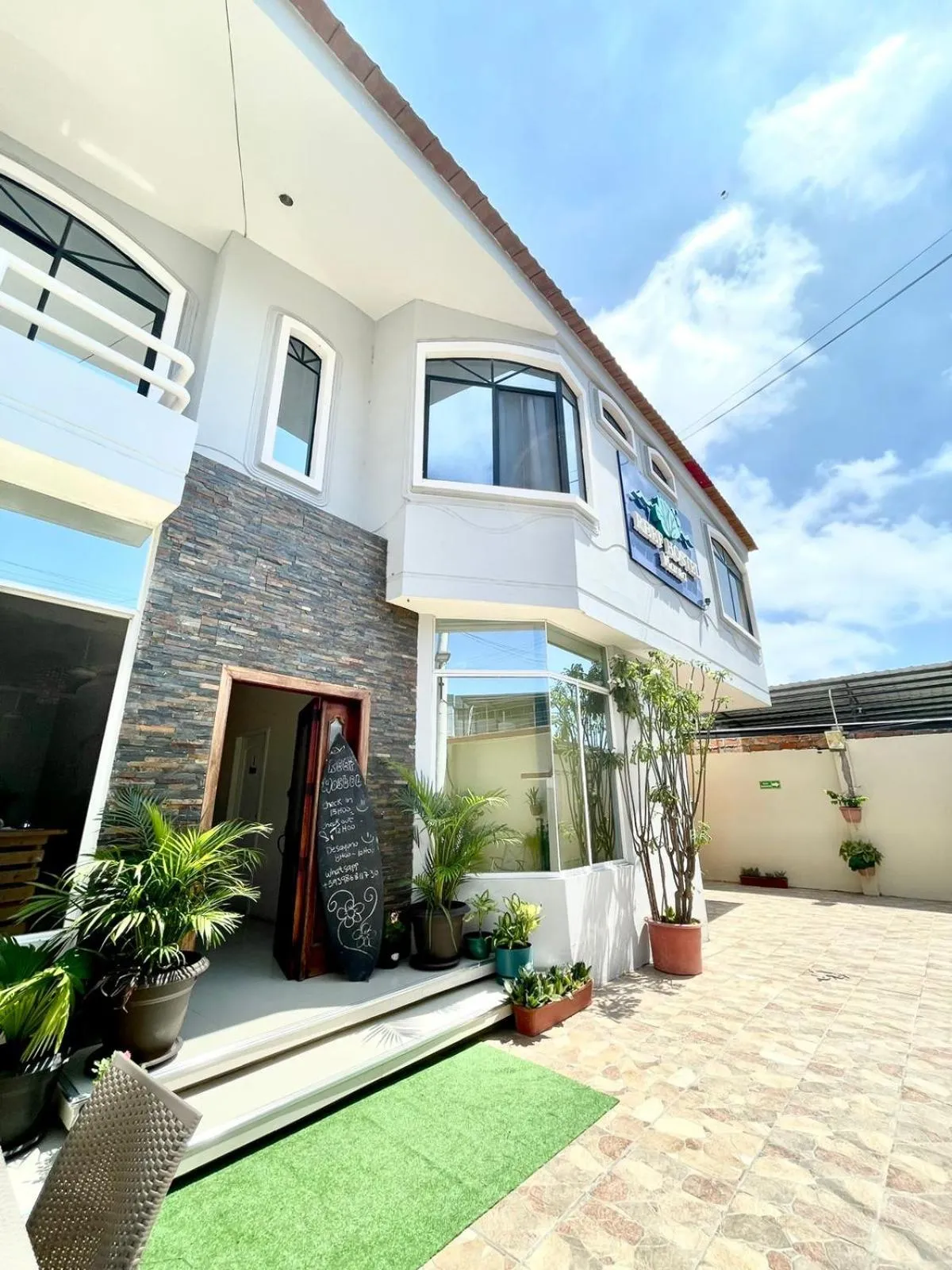 Property building in Reef Manta