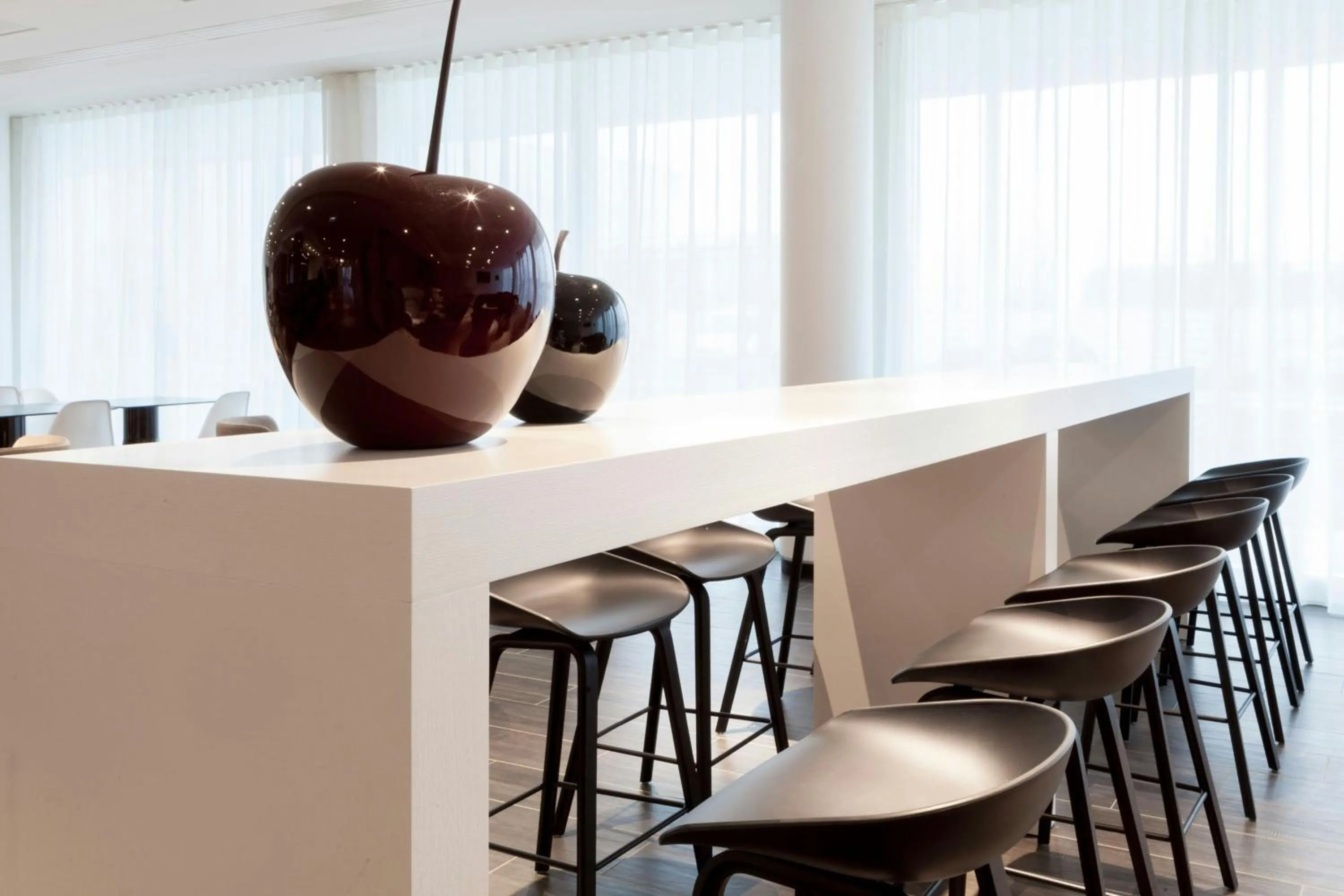 Restaurant/places to eat in AC Hotel by Marriott Paris Le Bourget Airport