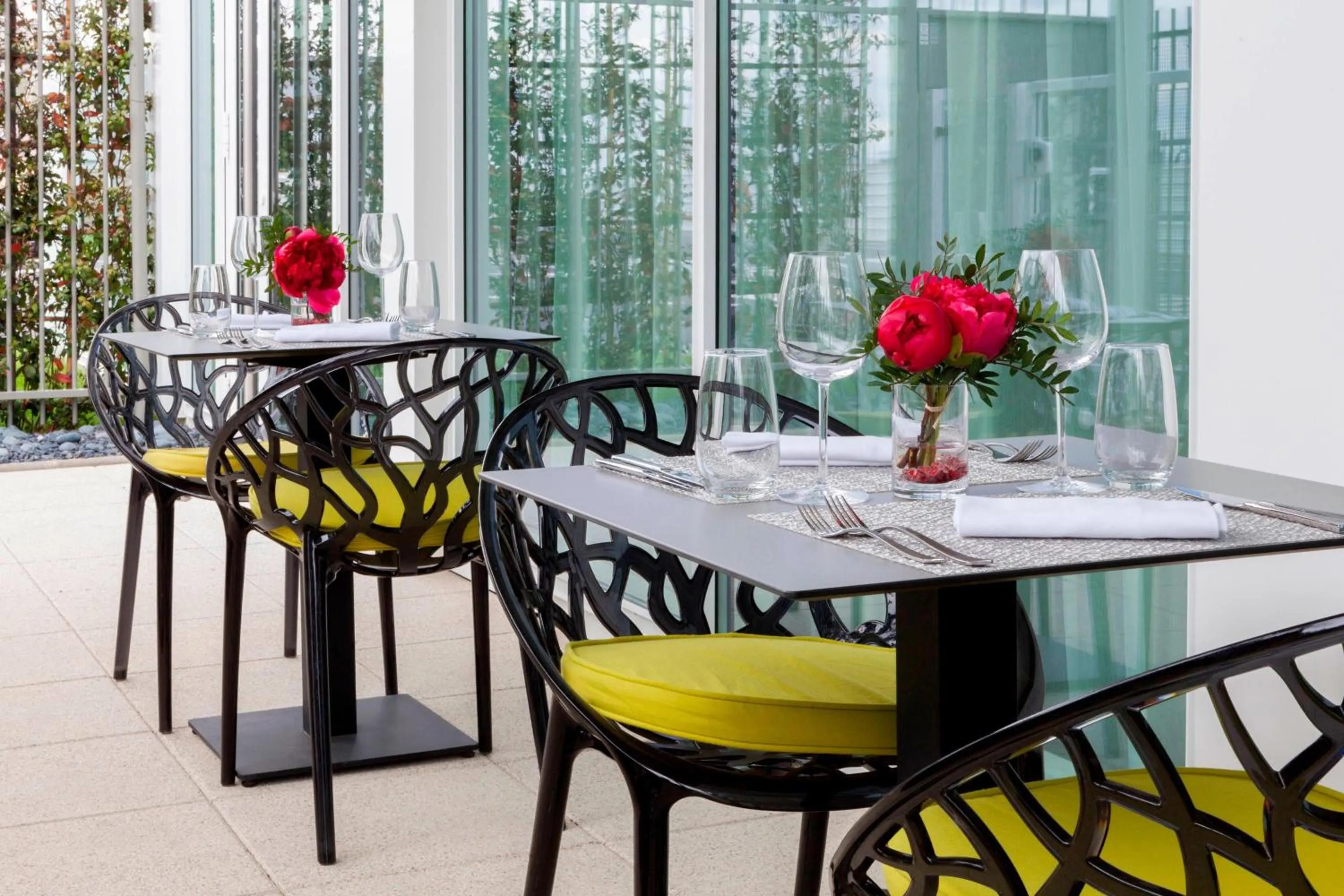 Kitchen or kitchenette in AC Hotel by Marriott Paris Le Bourget Airport