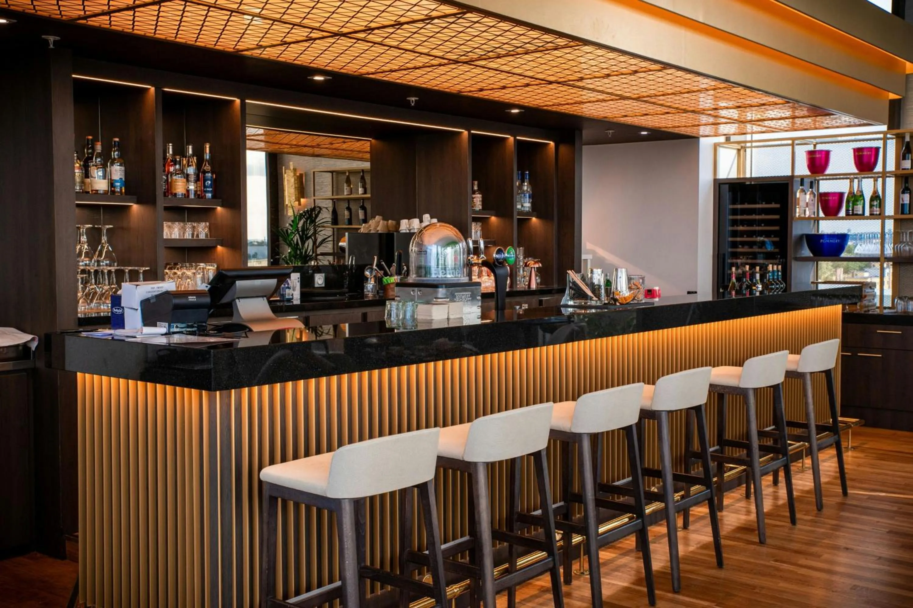 Lounge or bar in AC Hotel by Marriott Paris Le Bourget Airport