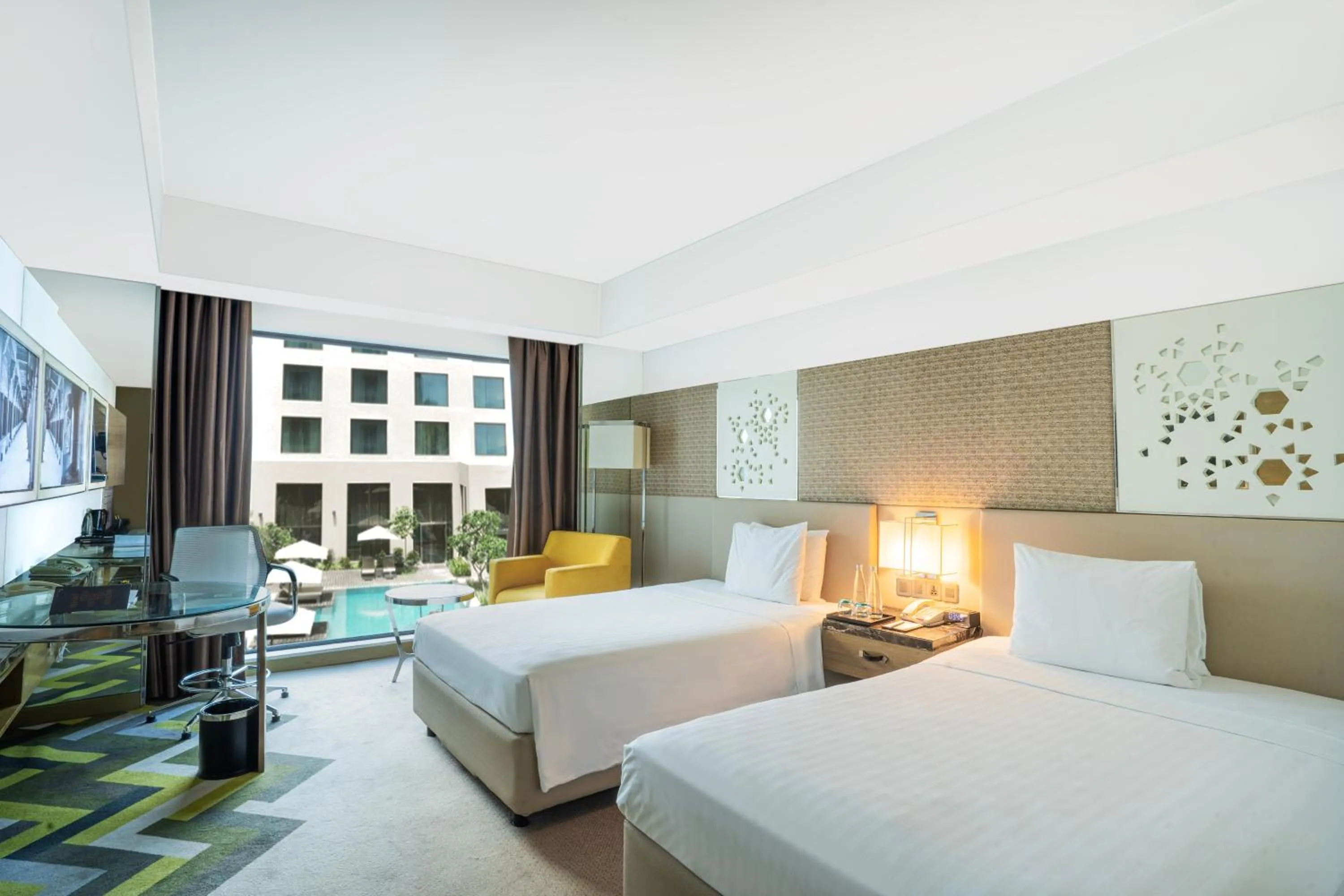 Bedroom, Bed in Courtyard by Marriott Agra