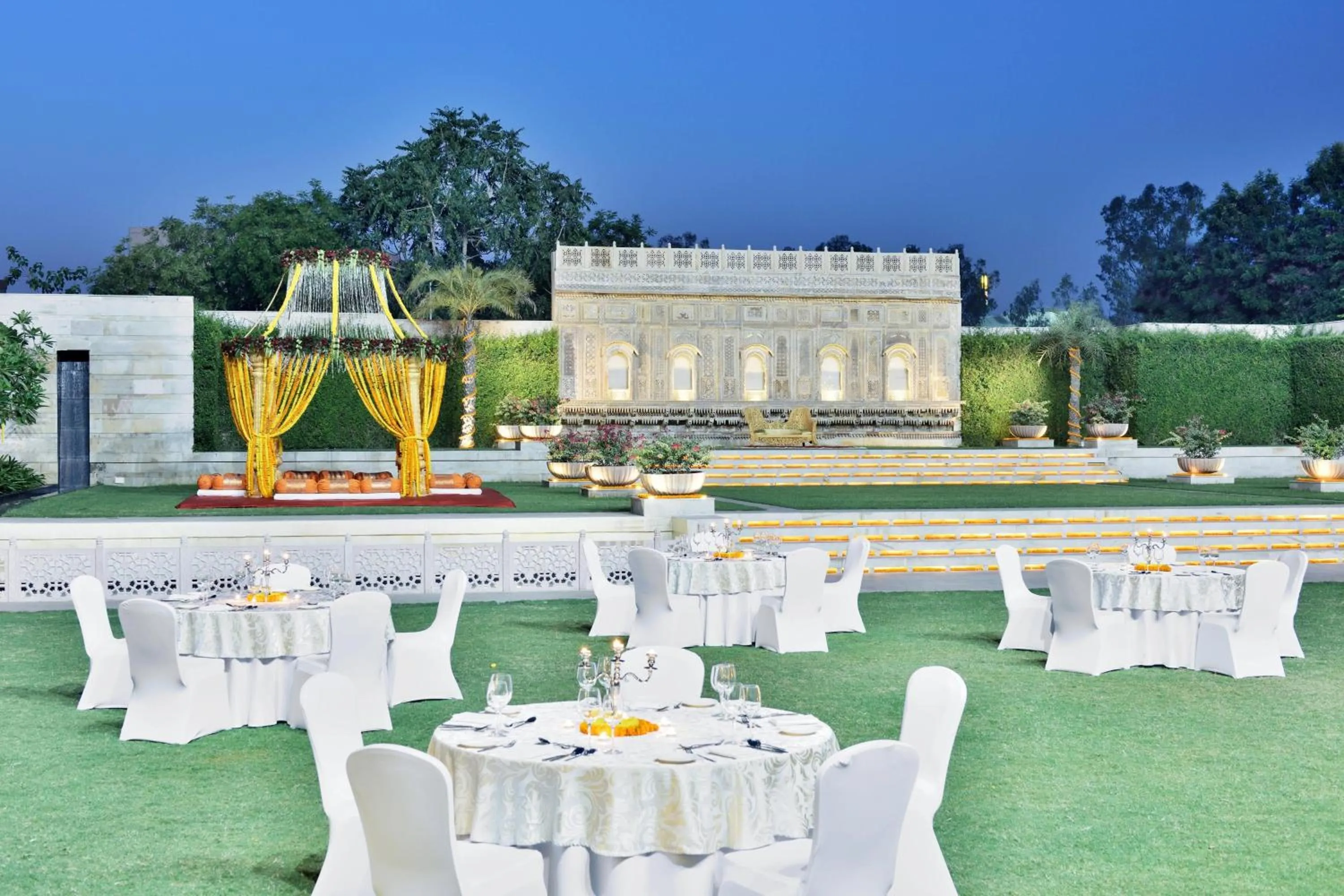 Banquet/Function facilities in Courtyard by Marriott Agra