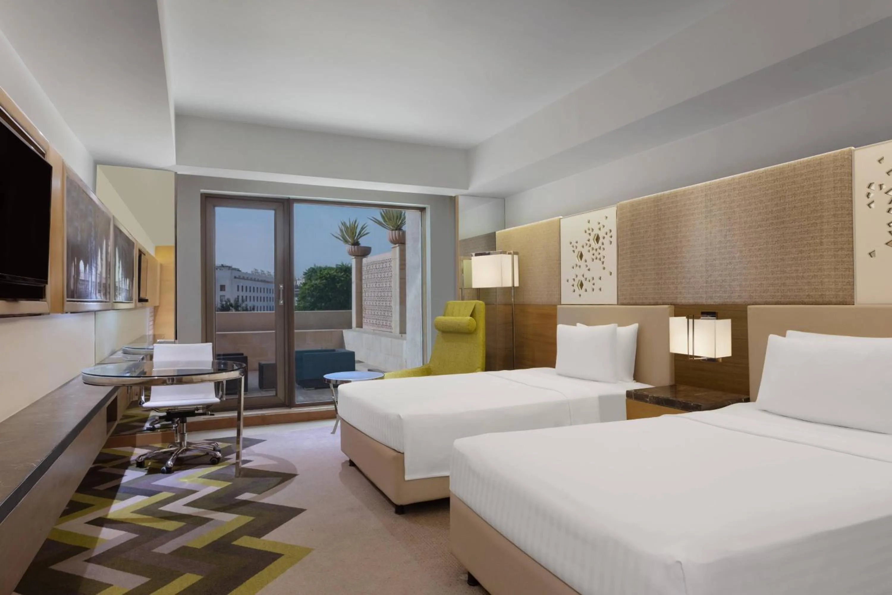 Photo of the whole room, Bed in Courtyard by Marriott Agra