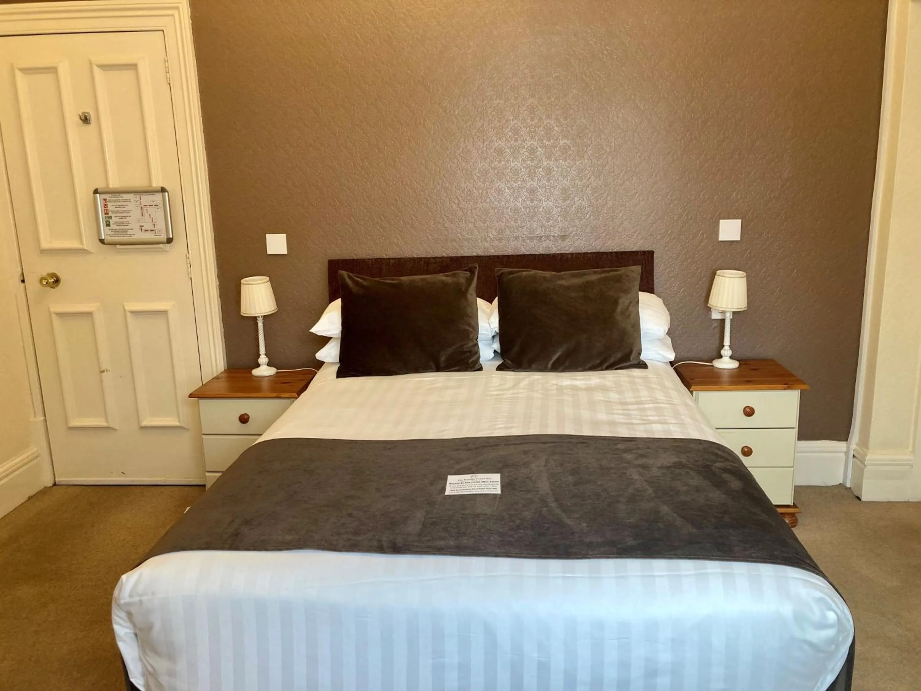 Bed in The Bentley Brook Inn