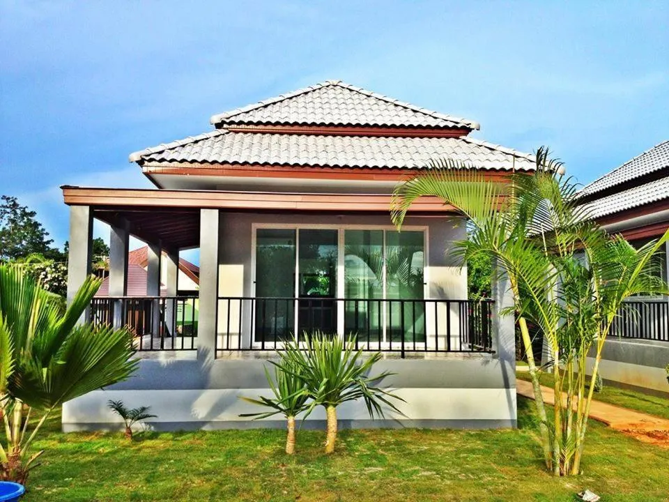 Photo of the whole room in KP Mountain Beach