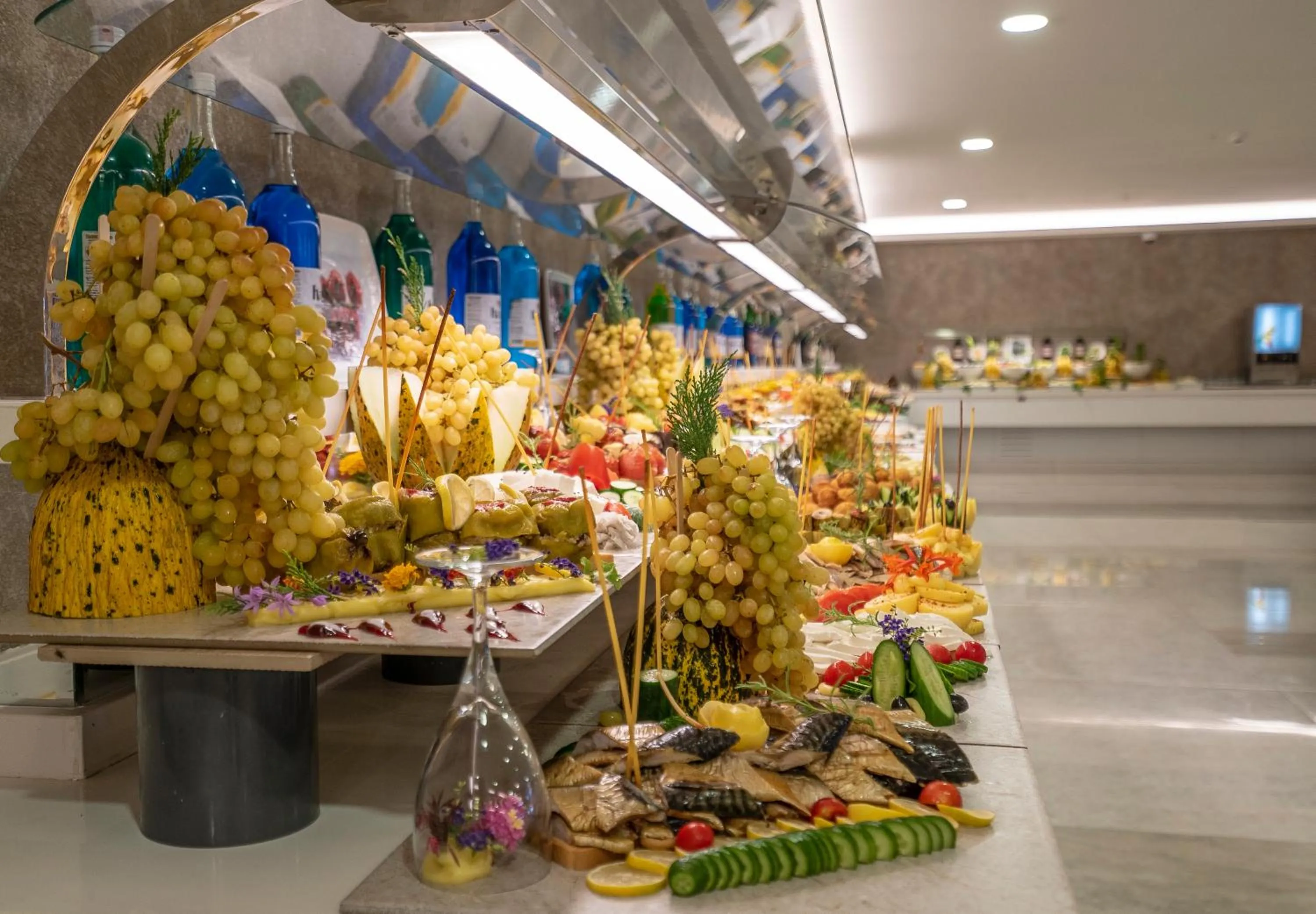 Food in Turunc Premium Hotel