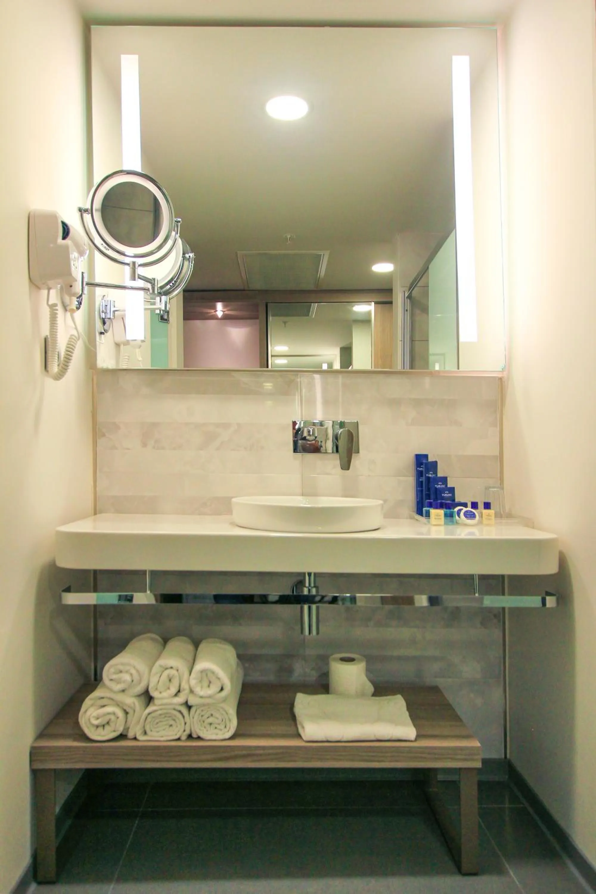 Bathroom in Turunc Premium Hotel