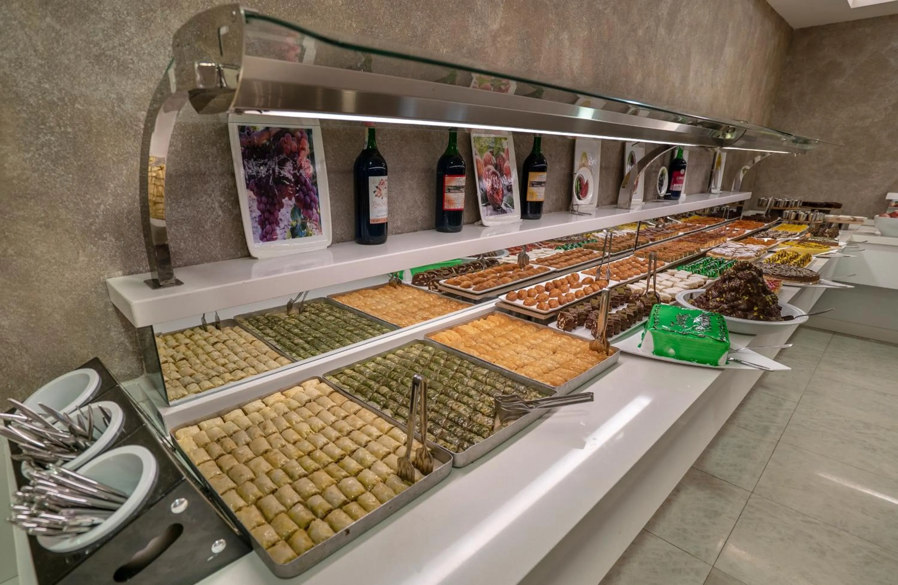 Food in Turunc Premium Hotel