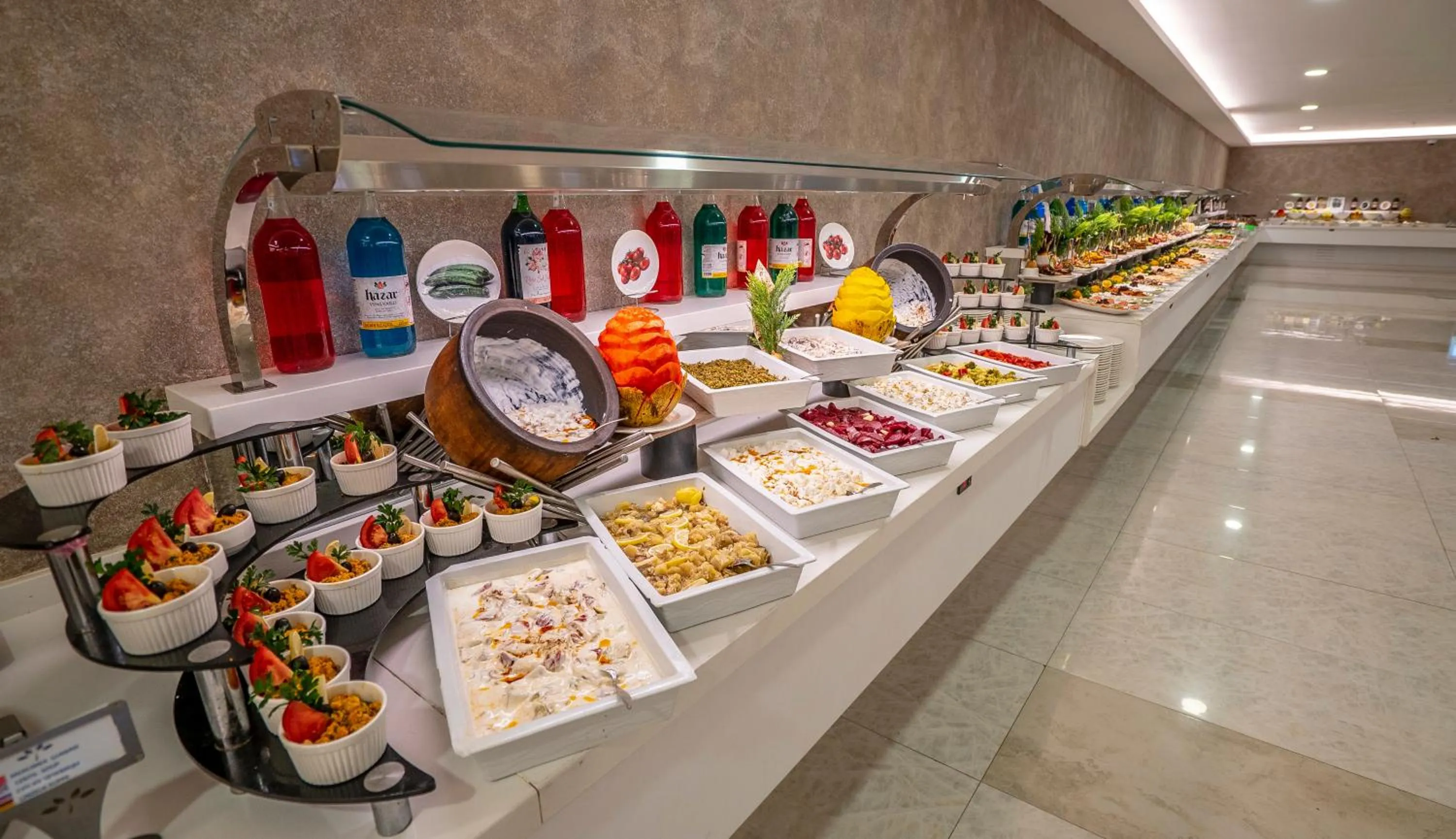 Food in Turunc Premium Hotel