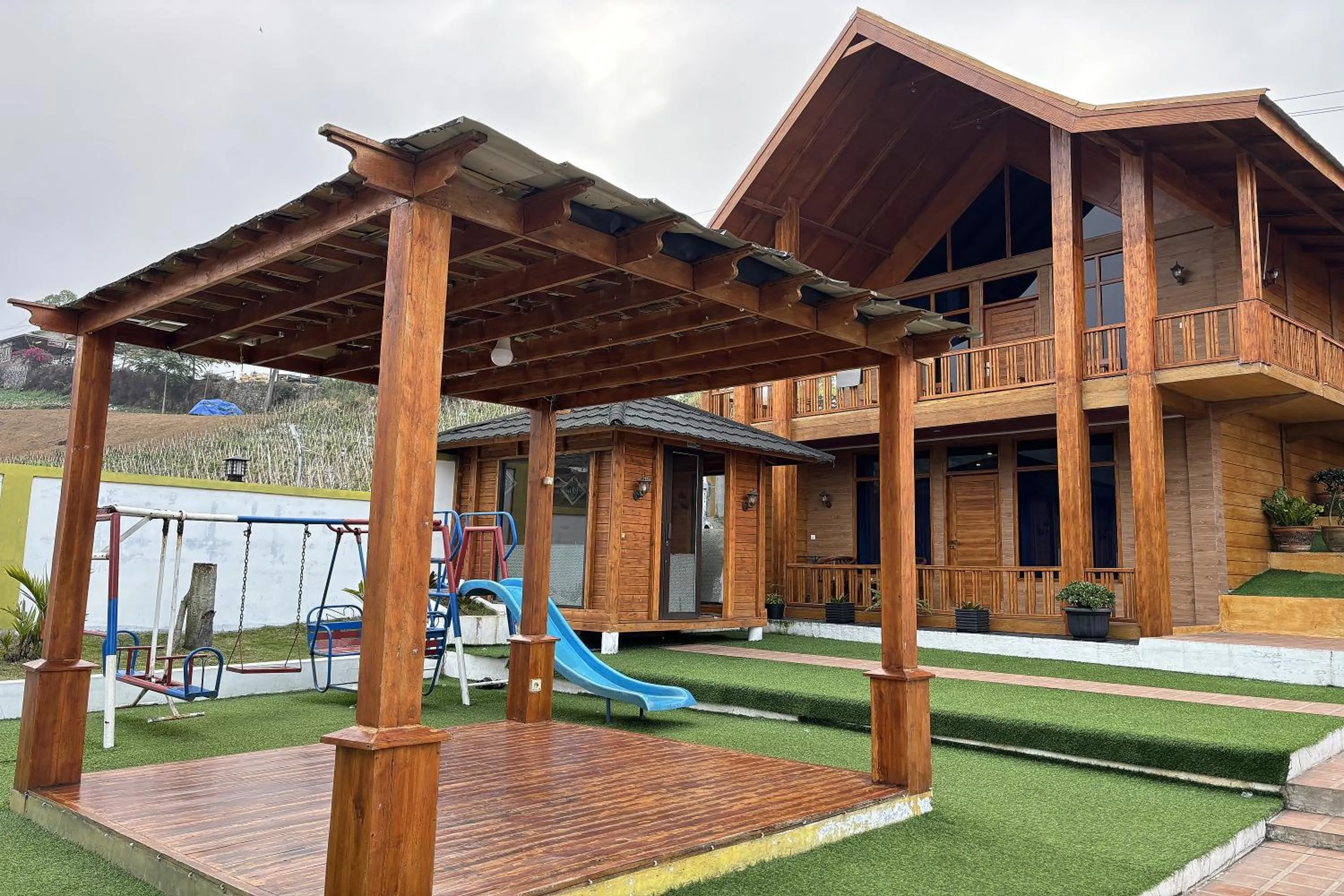 Children play ground in Green Hero Darajat Hotel