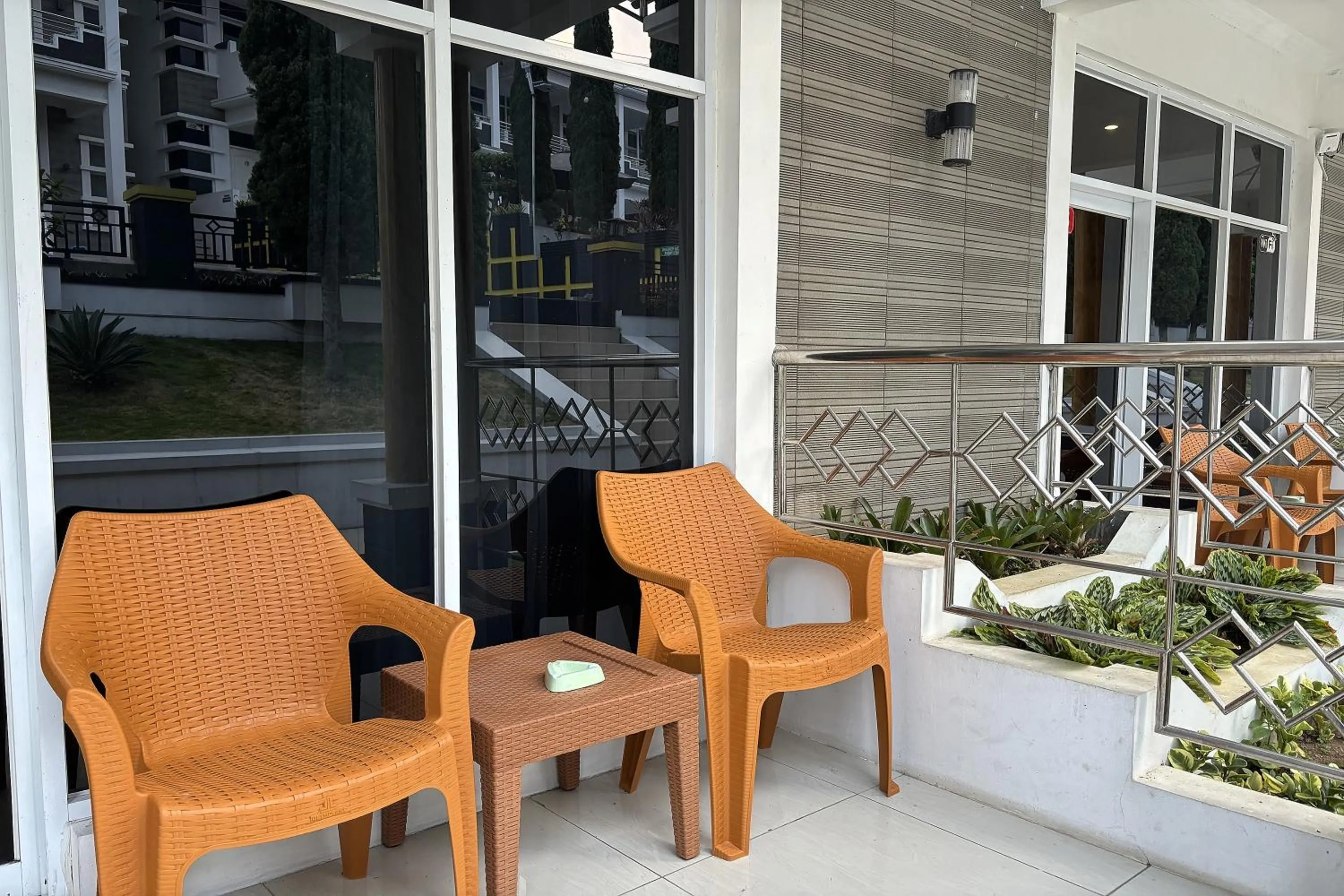 Balcony/Terrace in Green Hero Darajat Hotel