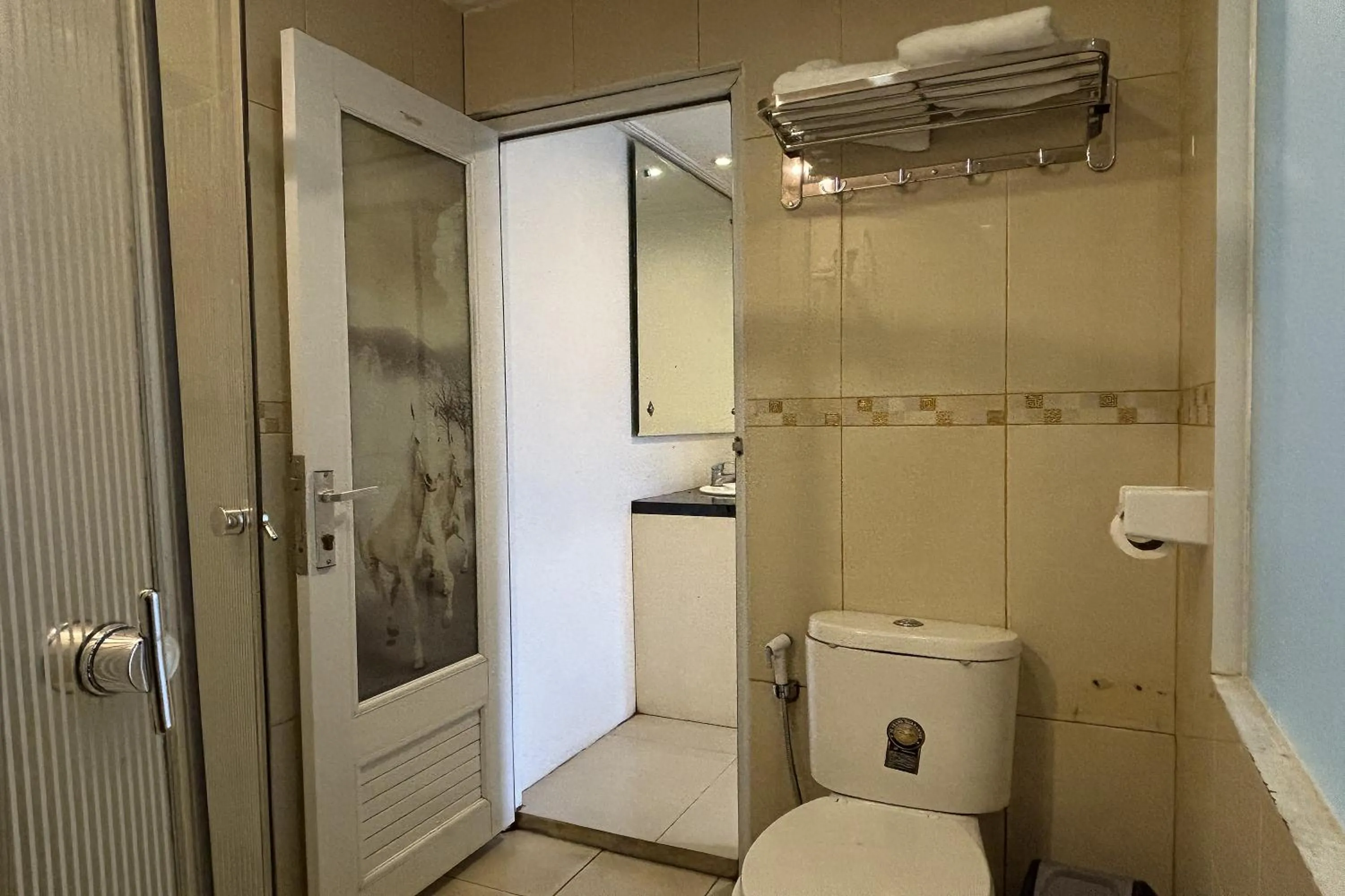 Bathroom in Green Hero Darajat Hotel