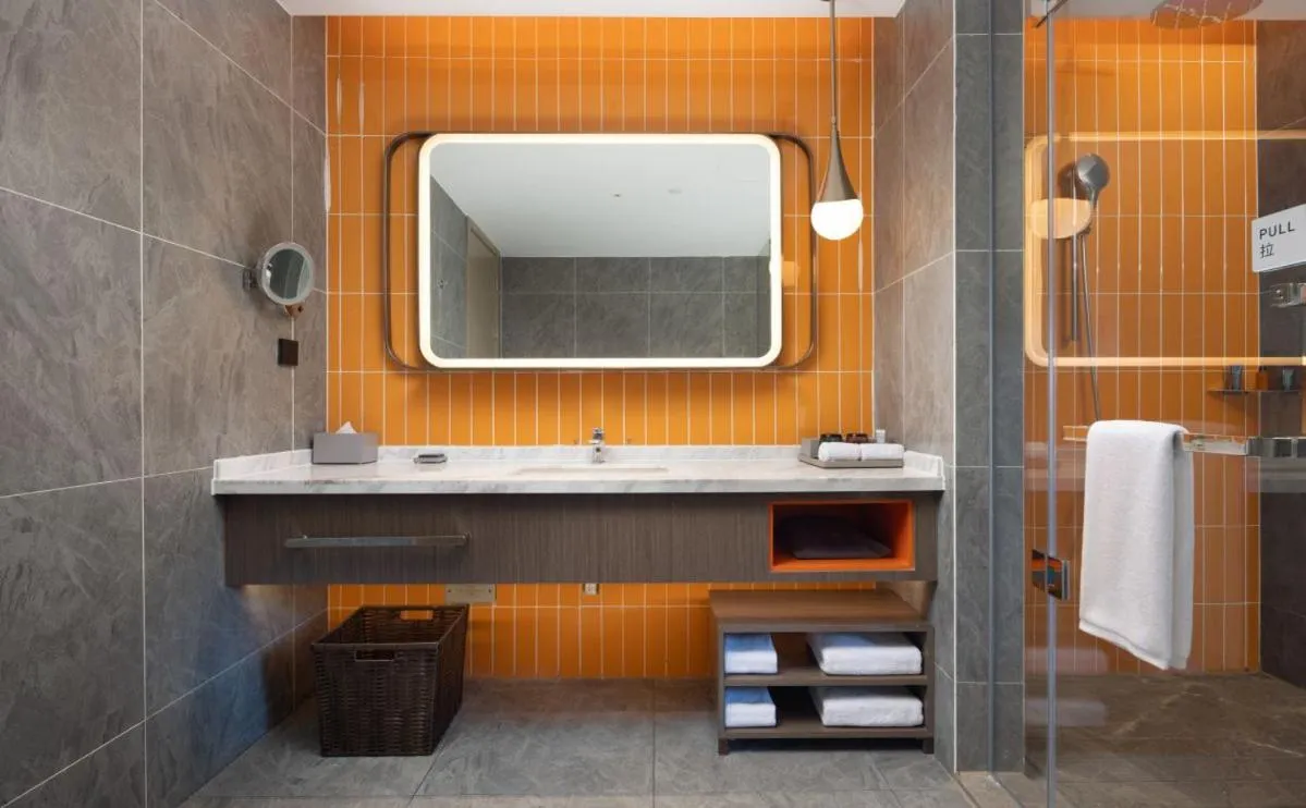 Toilet in Home2 by Hilton Chongqing Wushan