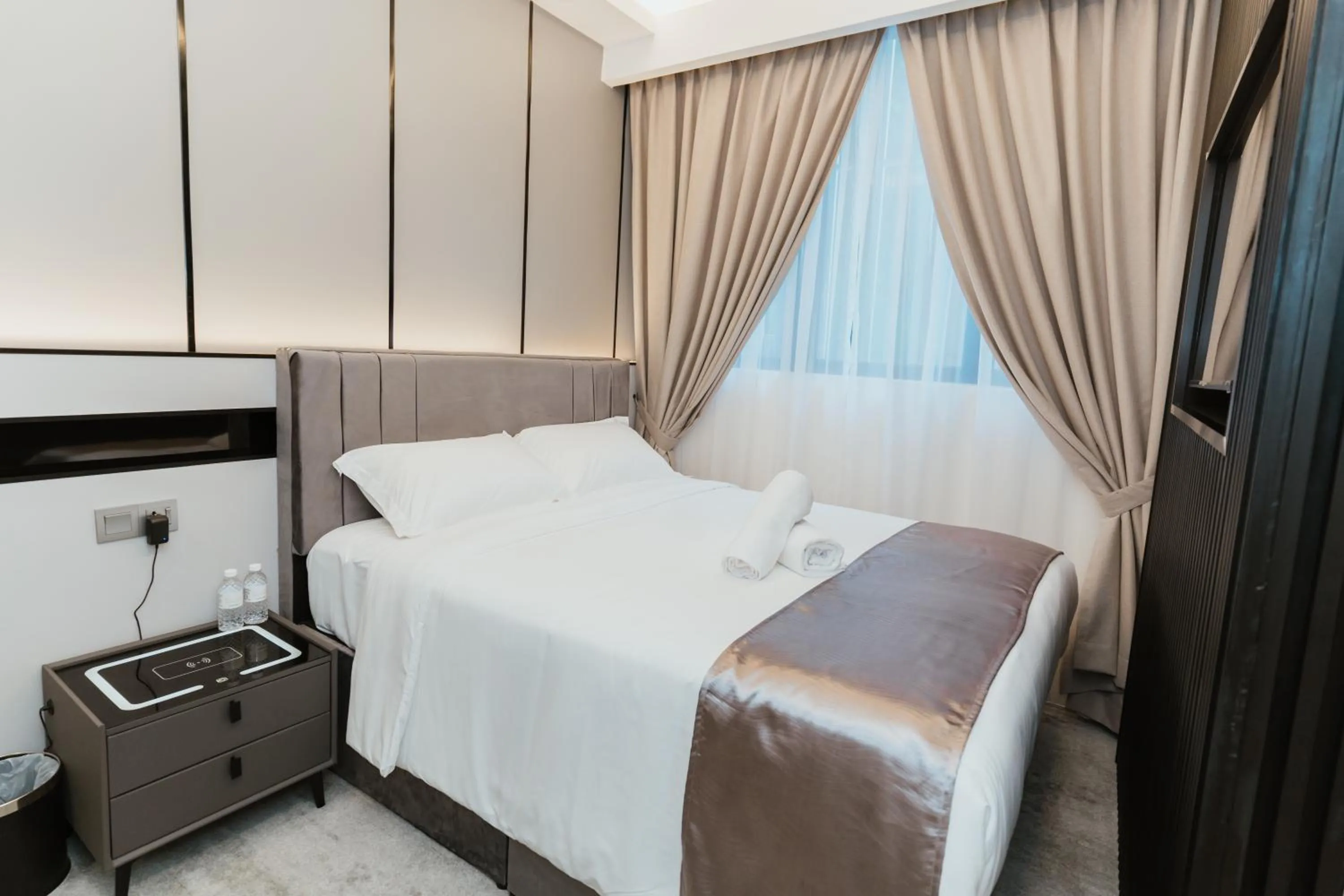 Bed in Brilliant Hotel Dan Spa