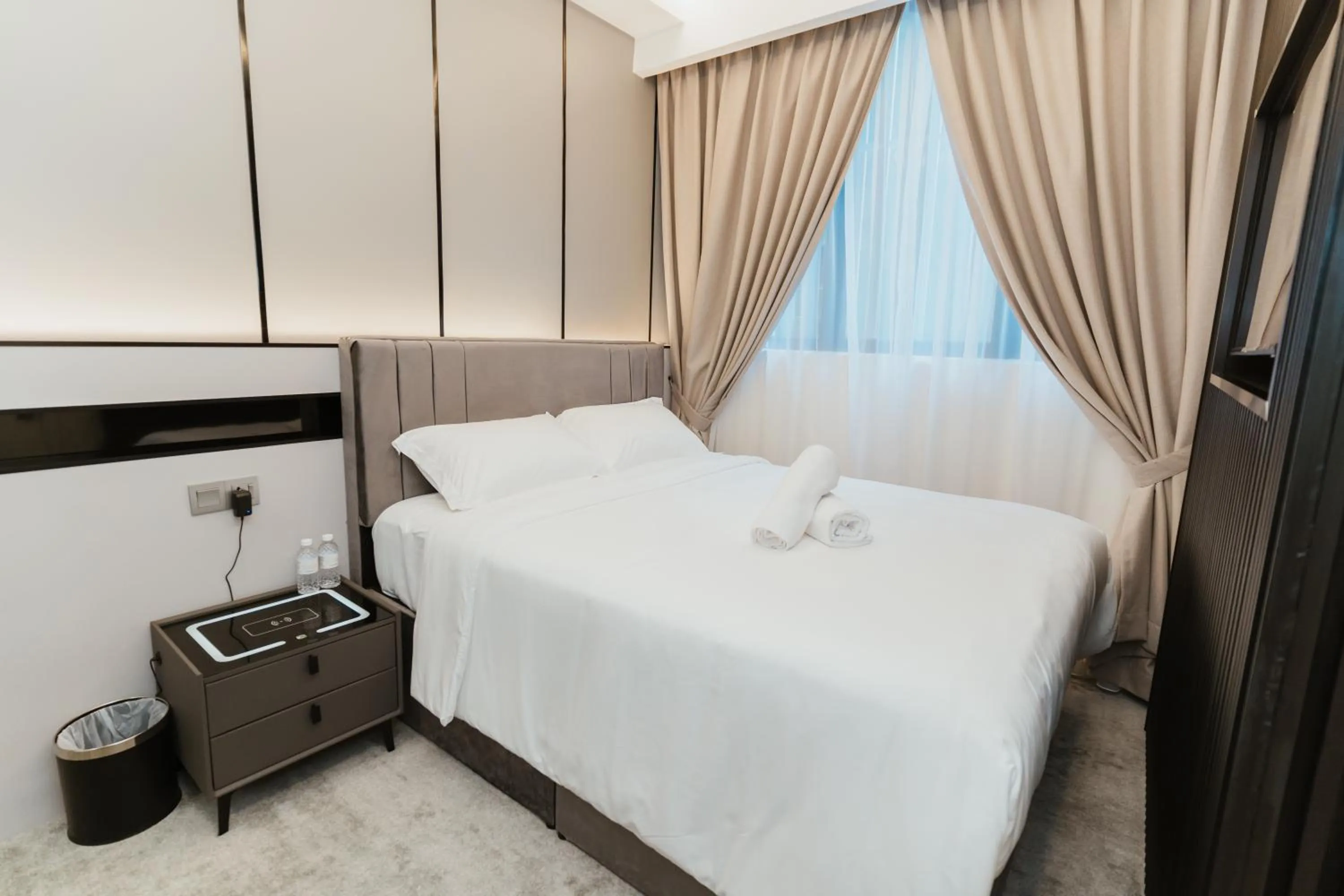 Bed in Brilliant Hotel Dan Spa